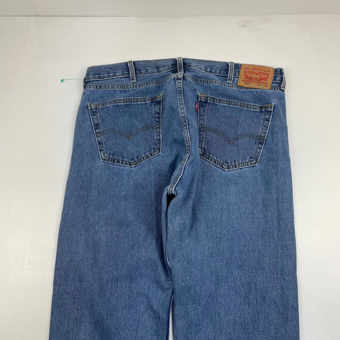 Levi's 505 Straight Leg Classic Blue Denim Jeans Mens W38 L29