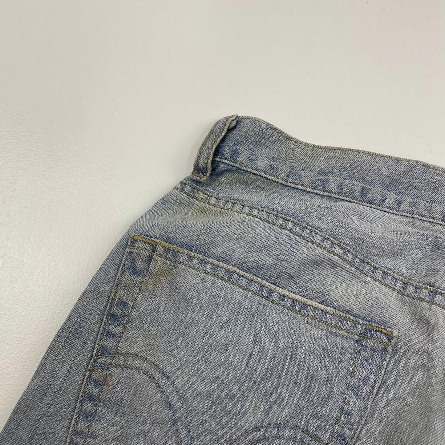 LEVI'S Vintage 505 Jeans Straight Leg Light Wash Blue Denim Mens W36 L34