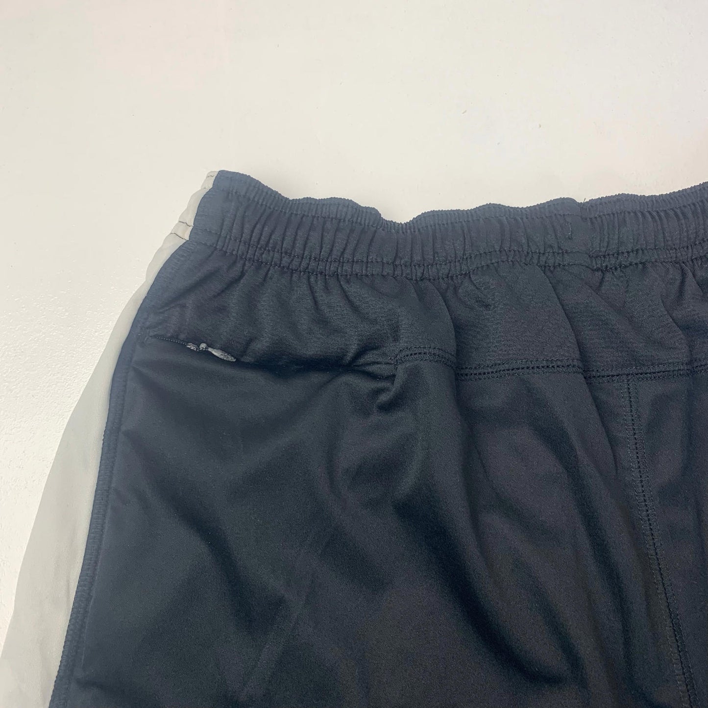 Mens ADIDAS Black Sports Shorts / Large / Climacool
