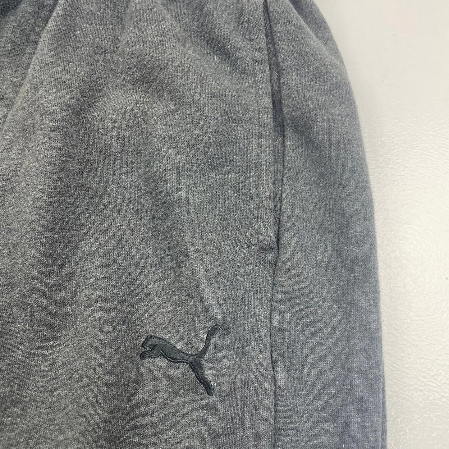 PUMA Jogger Trousers Elastic Waist Drawstring Grey Activewear Mens M