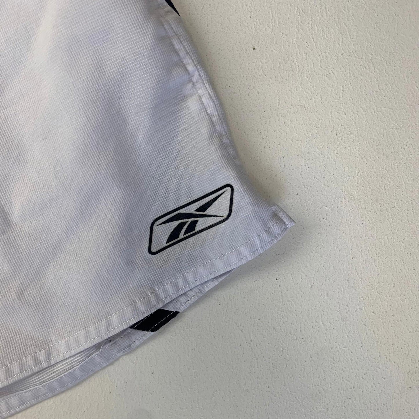 Reebok Liverpool FC Athletic Shorts White Drawstring Logo Mens M