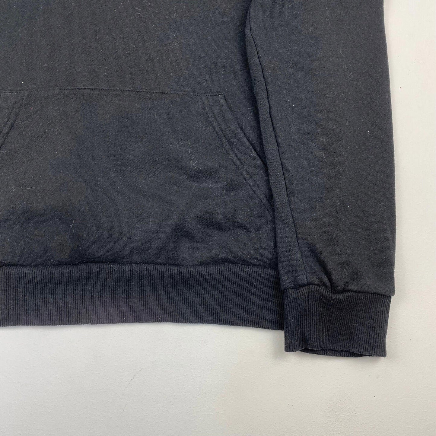 Women’s Black PUMA Hoodie Sweatshirt , Size Medium