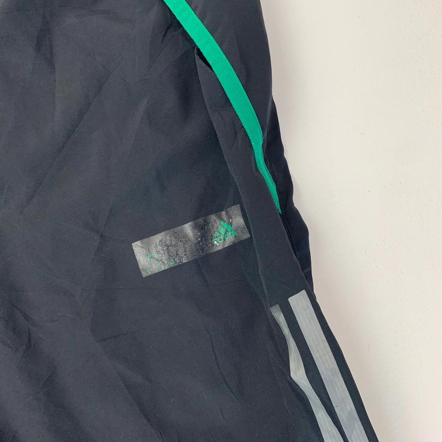 ADIDAS Climalite Activewear Shorts Black Reflective Stripes Mens L