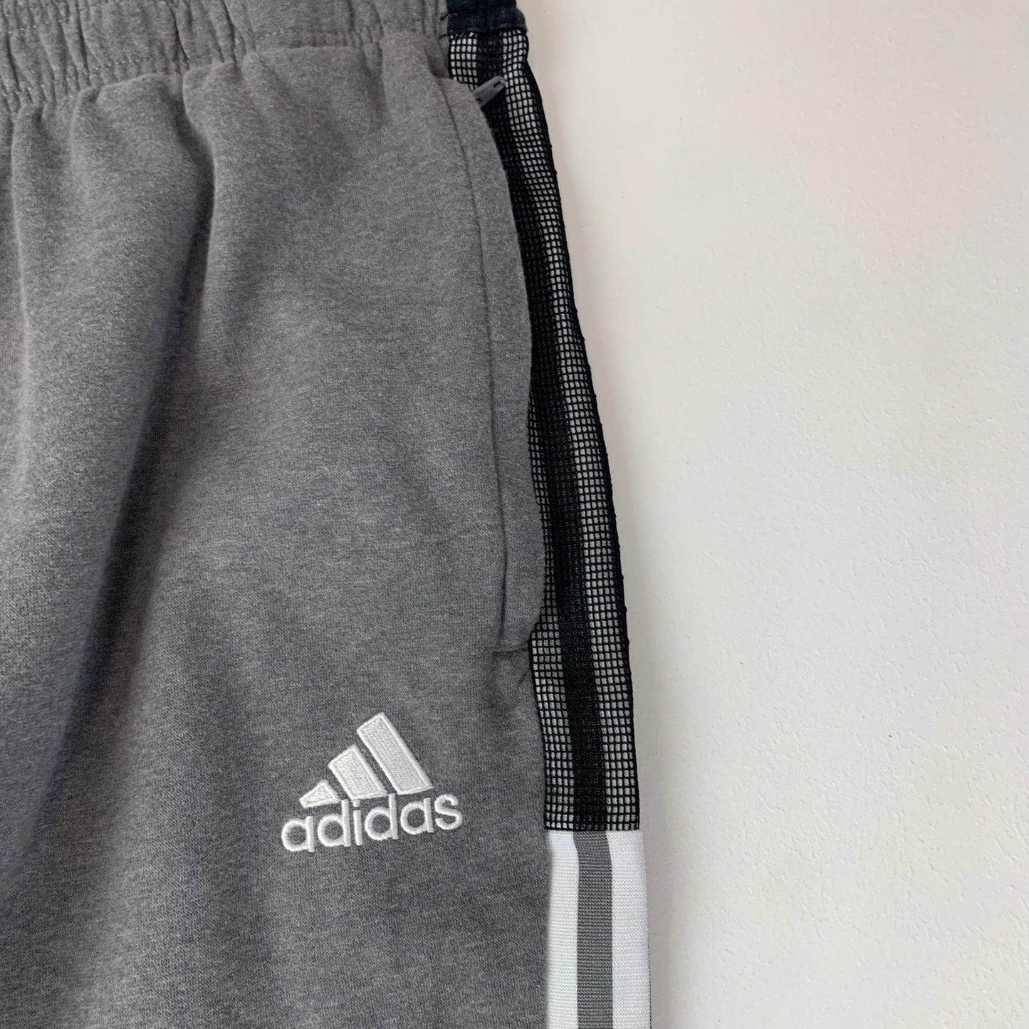 Adidas Activewear Trousers Jogger Style Grey Mens XL