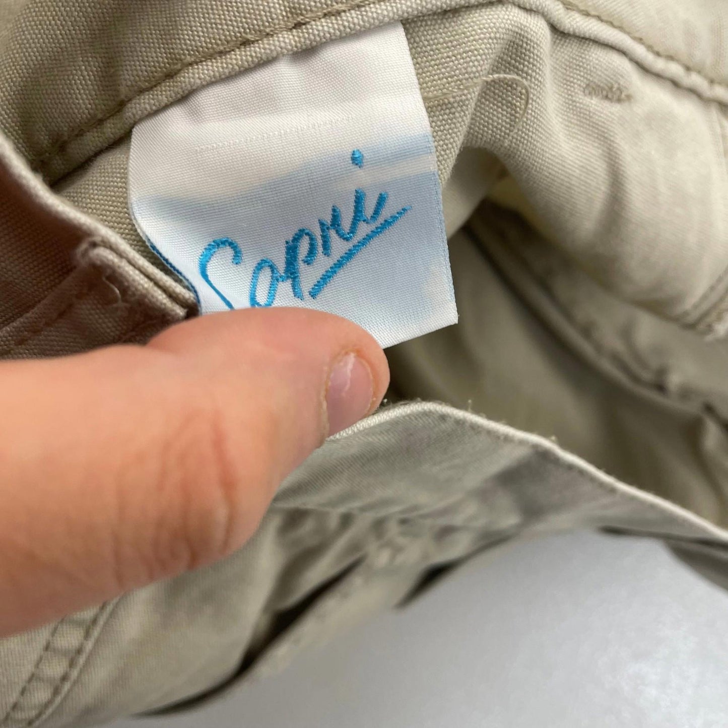 Sapri Cargo Shorts Utility Style Beige Pockets Men’s 32