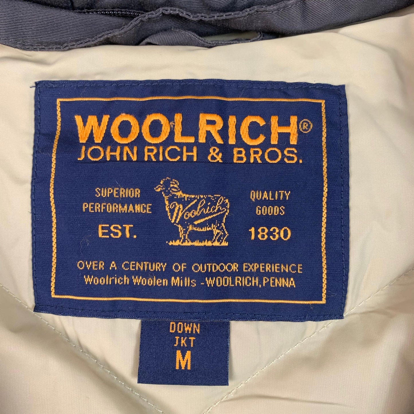 Women’s WOOLRICH Down Jacket / Dark Green / Medium / Winter Coat