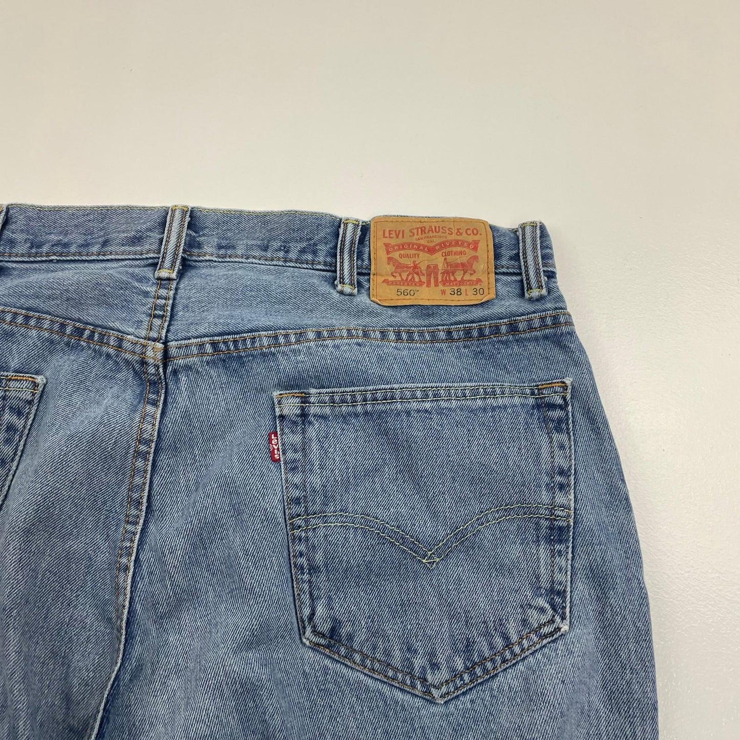 LEVI'S 560 Jeans Relaxed Fit Light Wash Blue Denim Mens W38 L30
