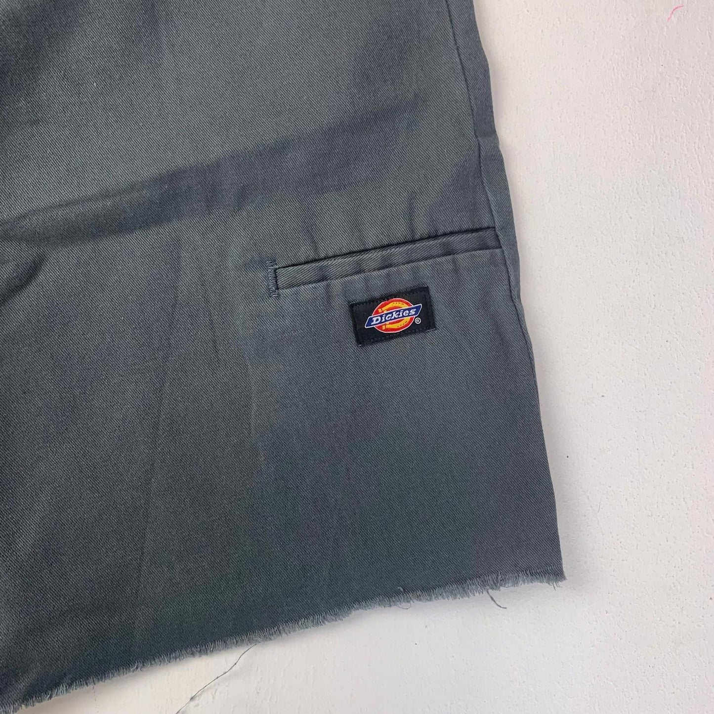 Dickies Loose Fit Shorts Workwear Frayed Hem Grey Mens Size W38