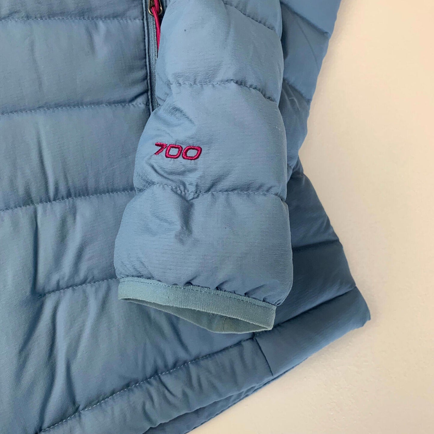 Women’s THE NORTH FACE 700 Puffer Jacket / Blue / Small