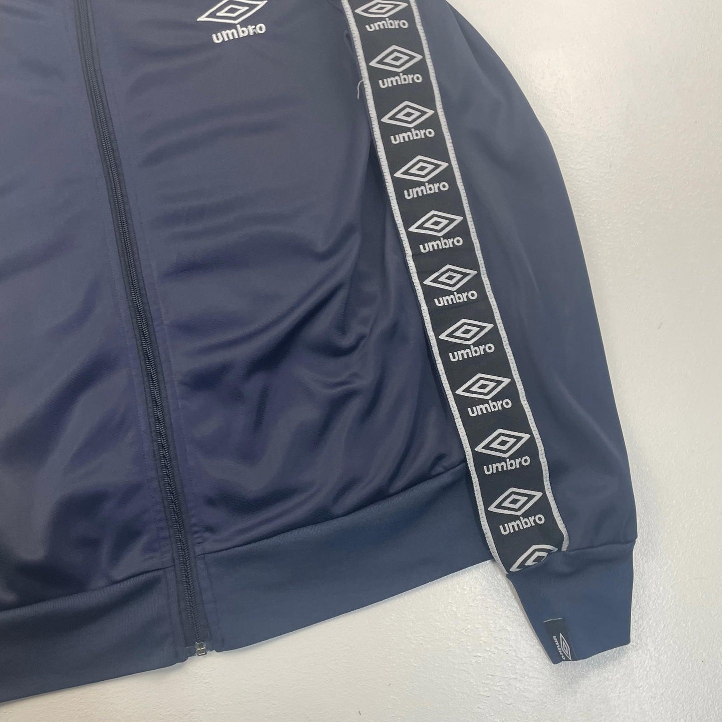 Mens UMBRO Dark Blue Track Top Jacket , Size Small