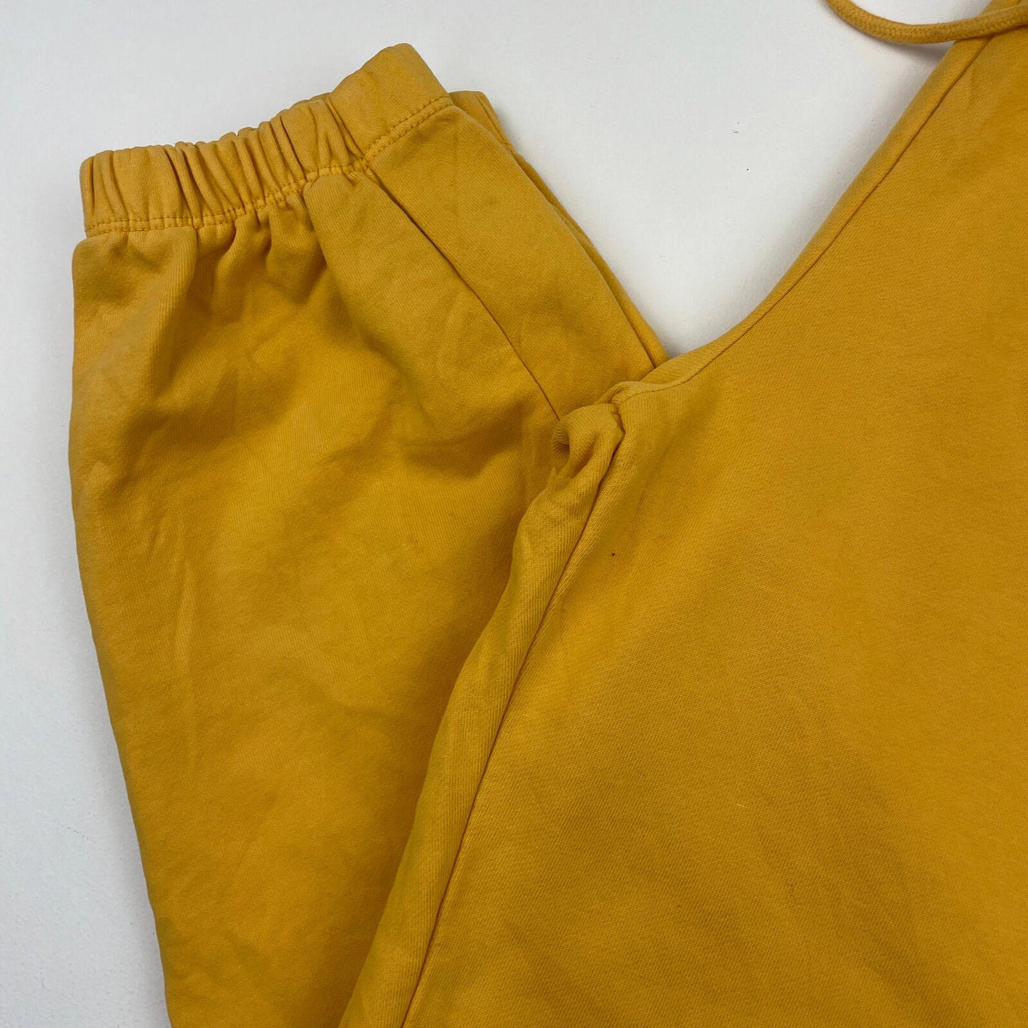 Men’s Yellow Levi’s Joggers , Sweatpants , Size Small , Mustard