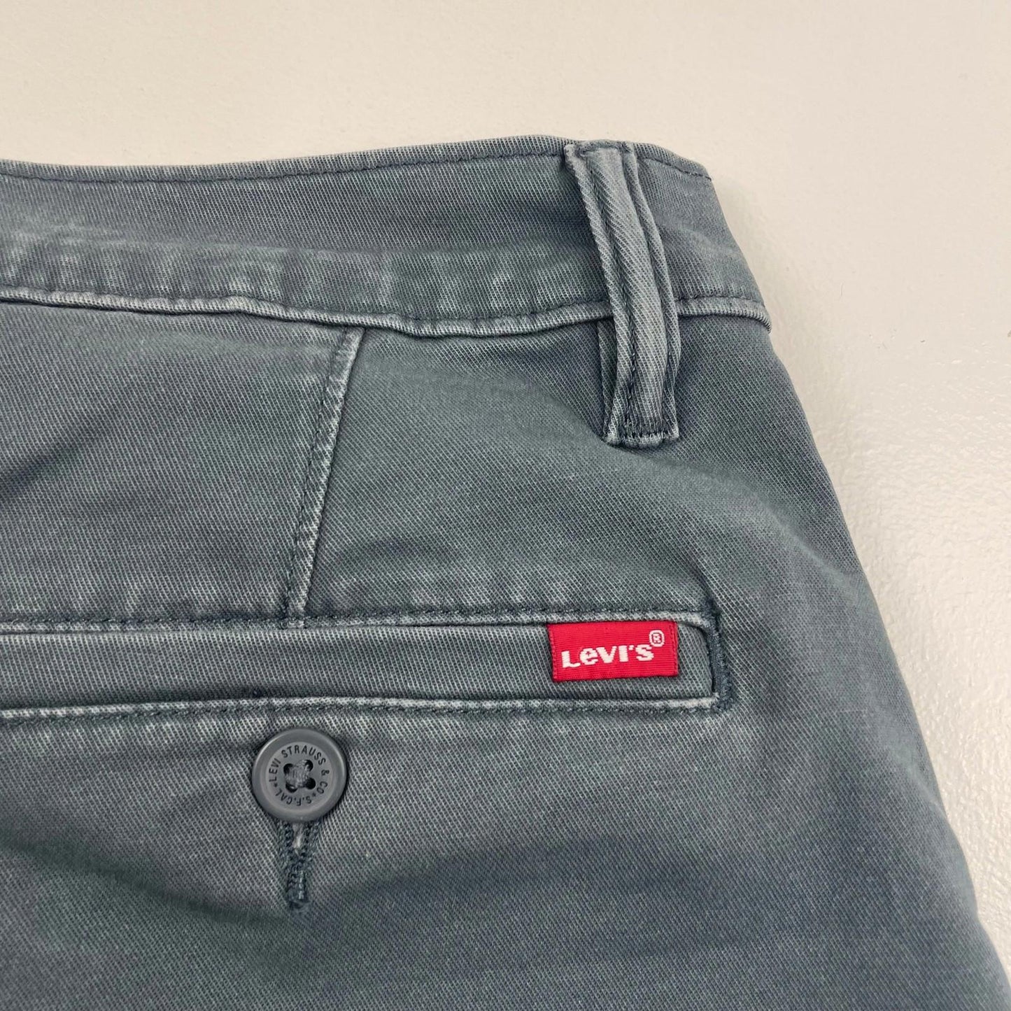 LEVI'S Trousers Straight Leg Casual Style Grey Mens Size 30 X 32