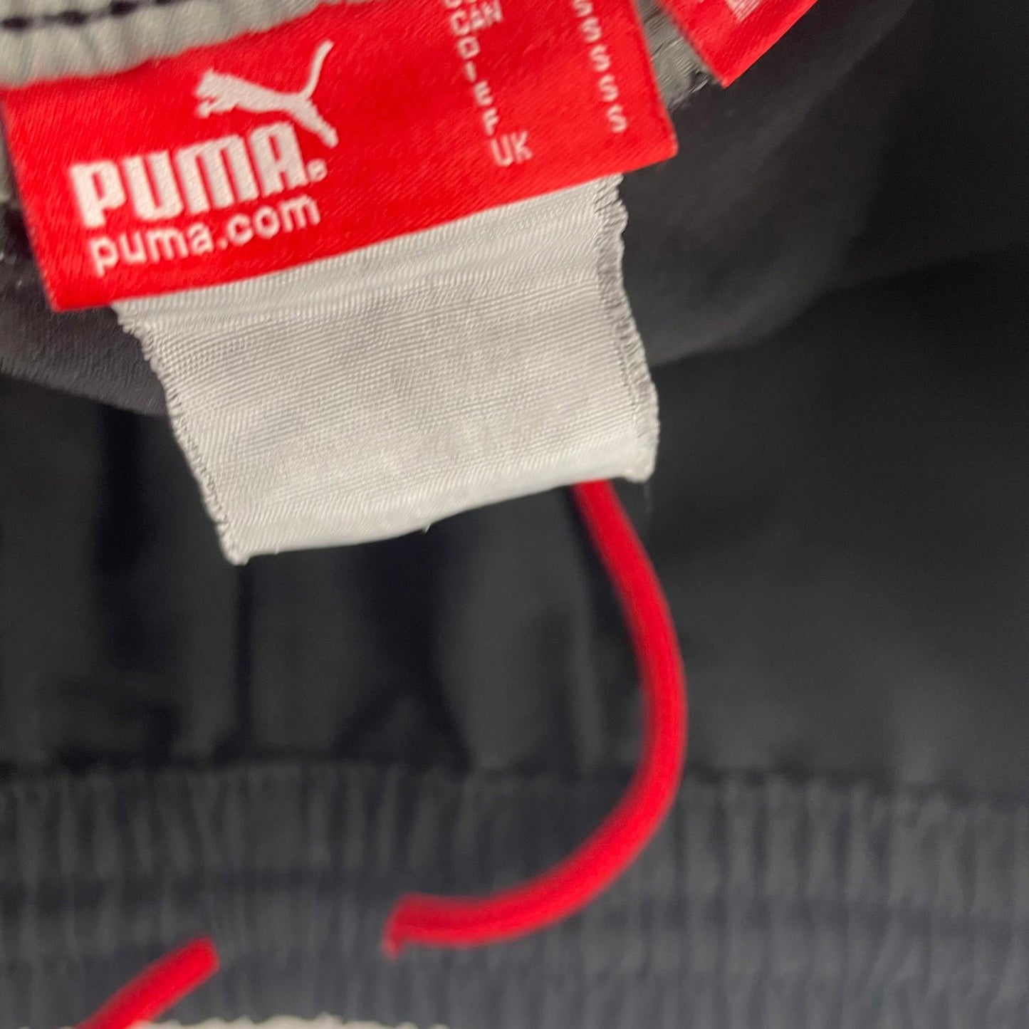 PUMA Athletic Shorts Elastic Waist Logo Black Grey Mens S