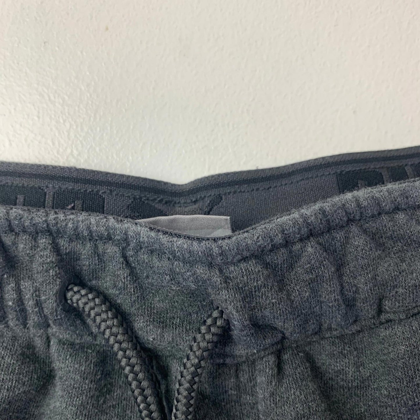 Puma Jogger Track Pants Warm Comfortable Dark Grey Mens M
