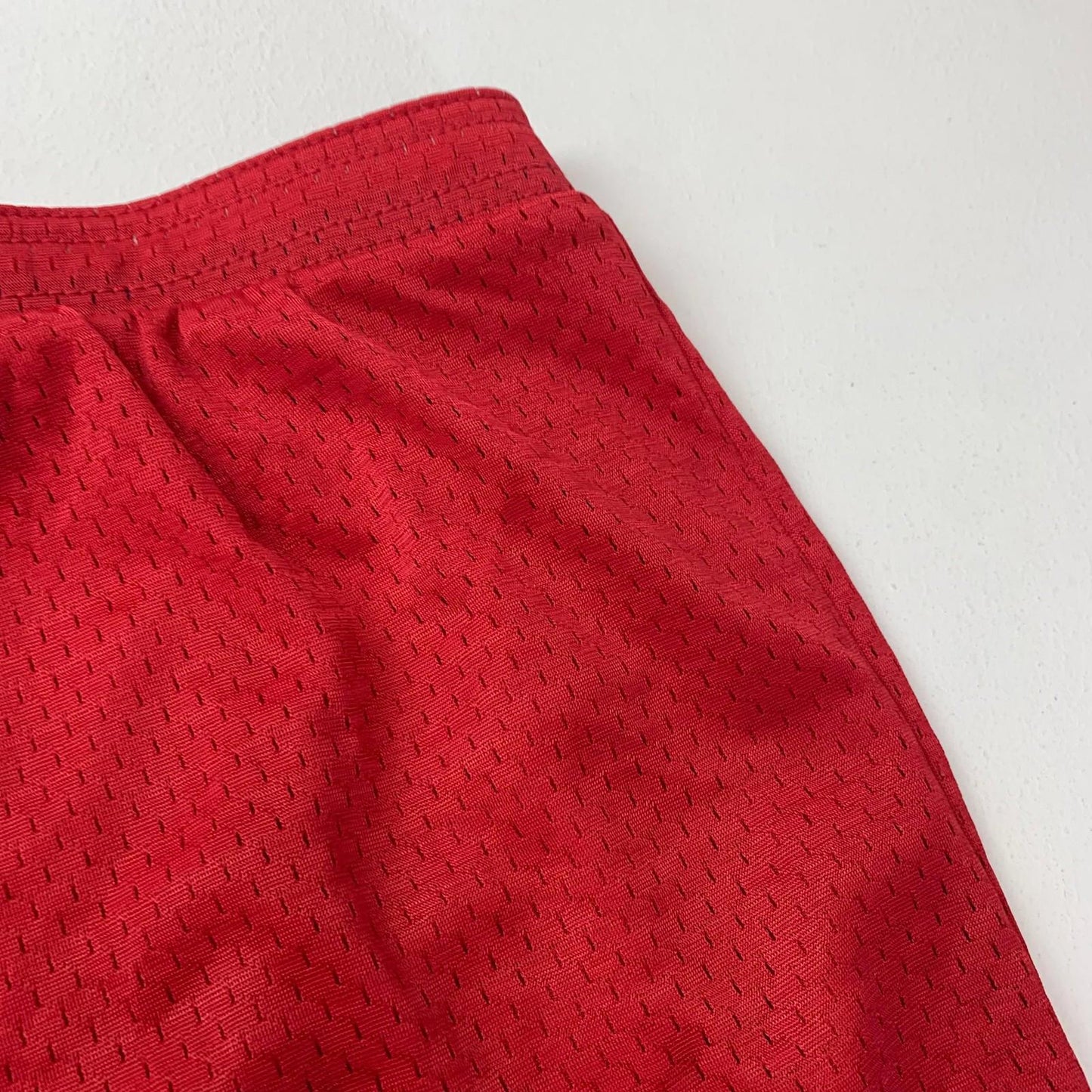 CHAMPION Athletic Shorts Mesh Red Sporty Casual Womens L