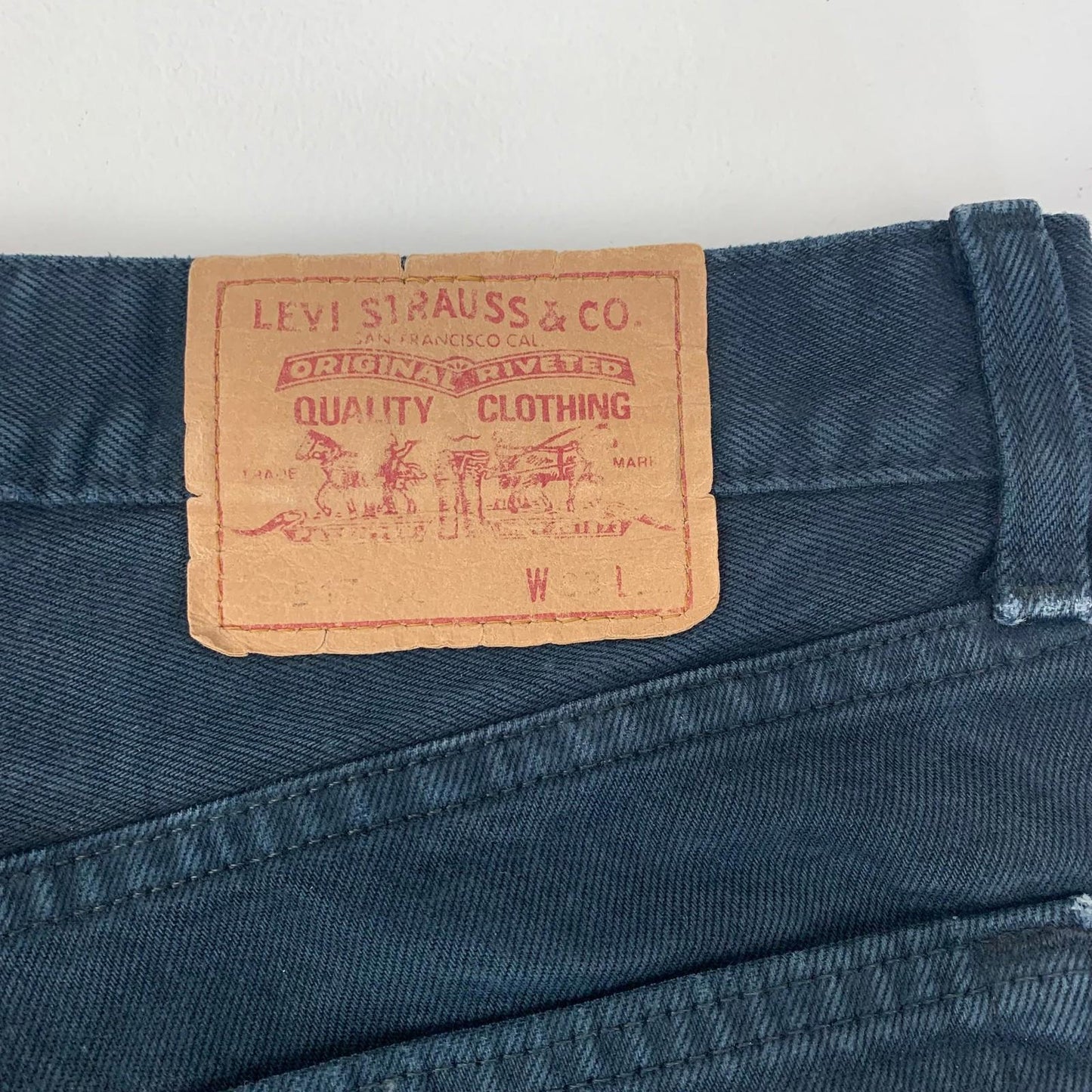 LEVI'S Straight Leg Jeans Vintage Distressed Denim Blue Mens W33 L32