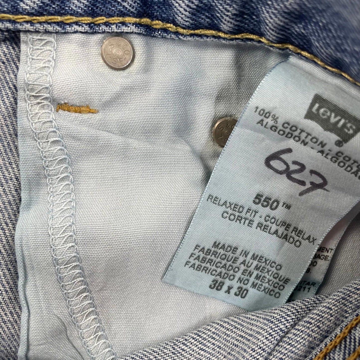 LEVI'S Relaxed Fit Jeans Light Wash Casual Classic Mens 38 X 30