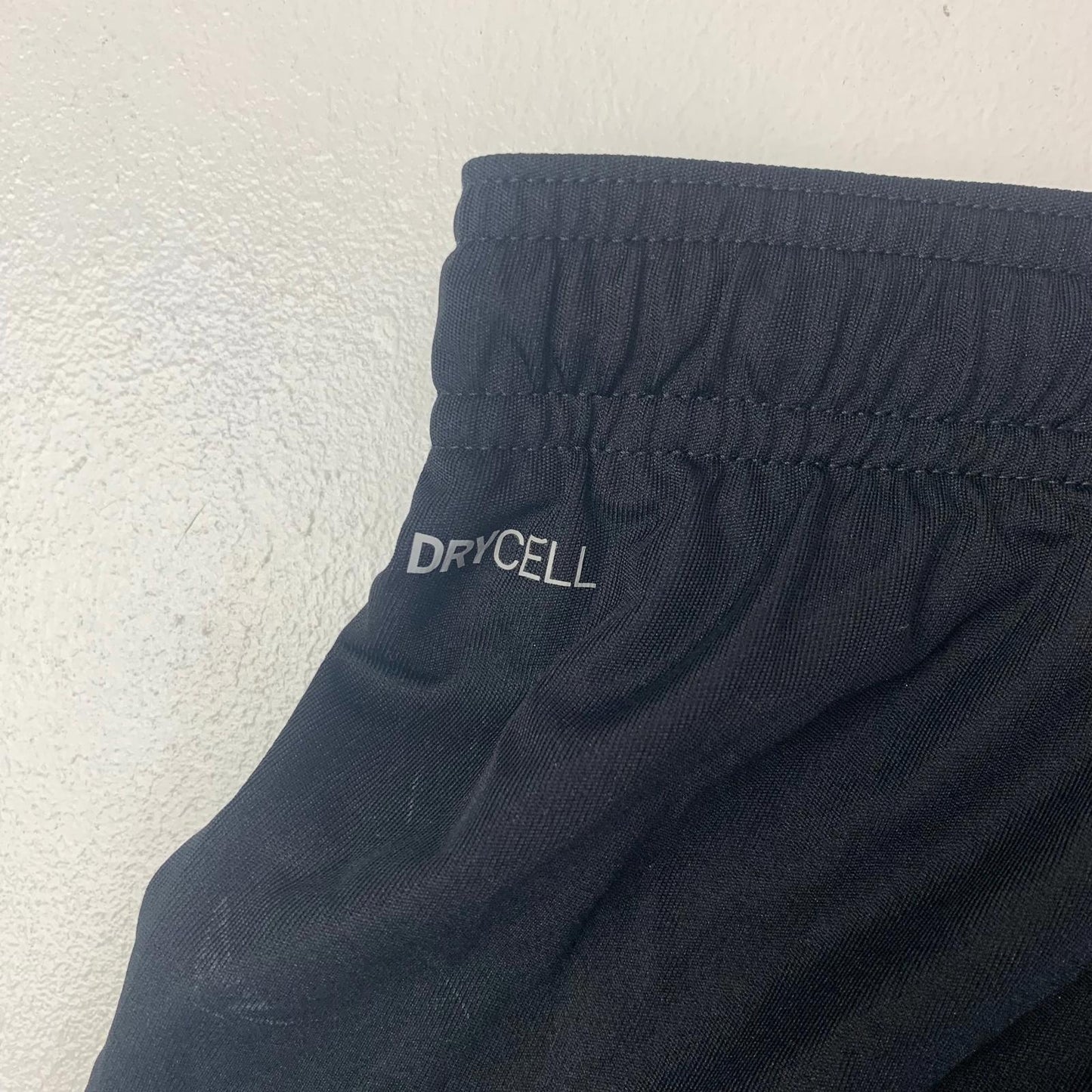 PUMA Sporting Shorts Black DRYCELL Football Mens Medium Size