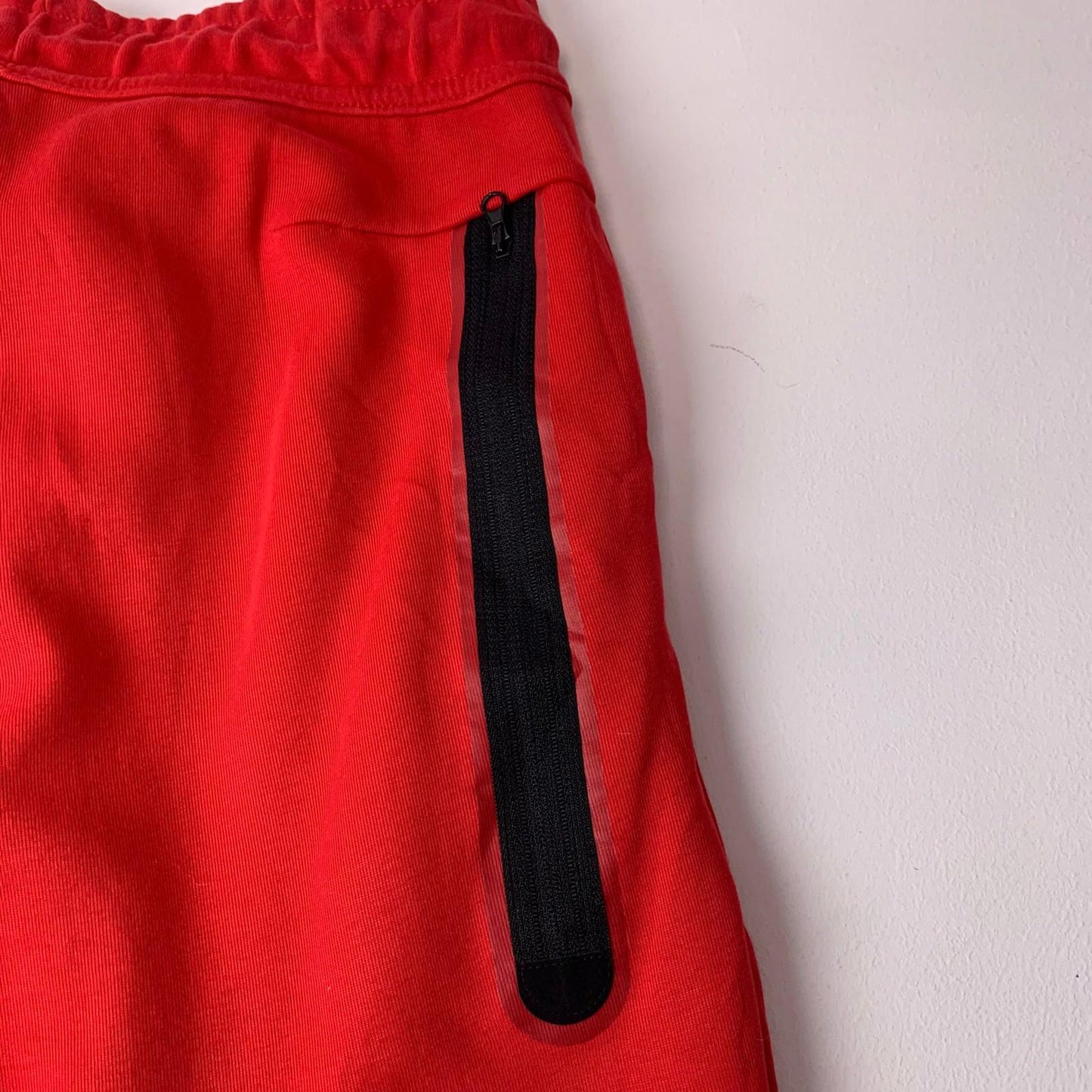 Nike Jogger Tech Fleece Trousers Red Boys XL Age 15-16 Years