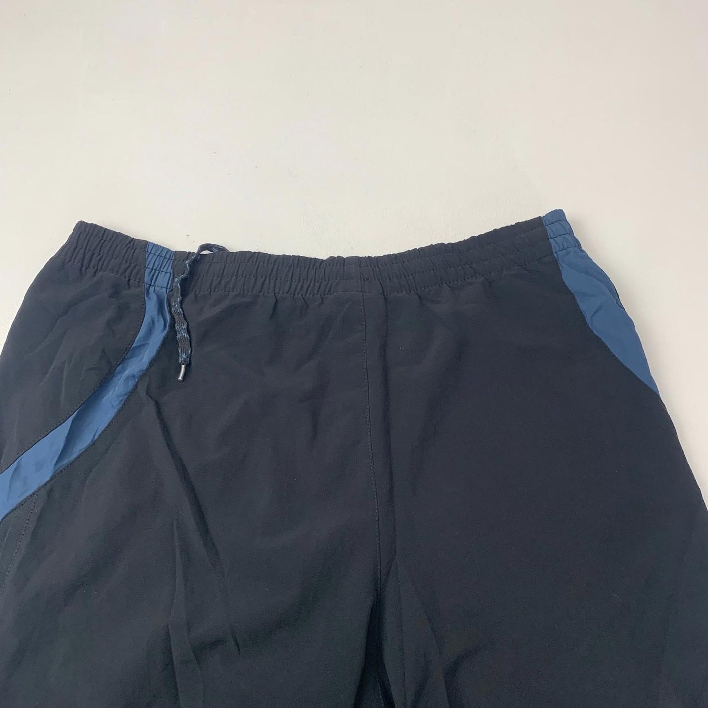 NEW BALANCE Athletic Shorts Blue Trim Lightweight Mens S