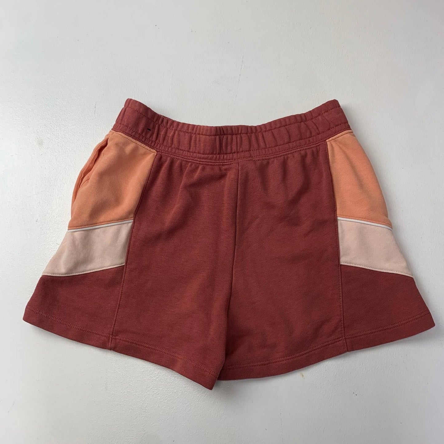 Nike Sportswear Shorts Sporty Colourblock Red Pink Women S