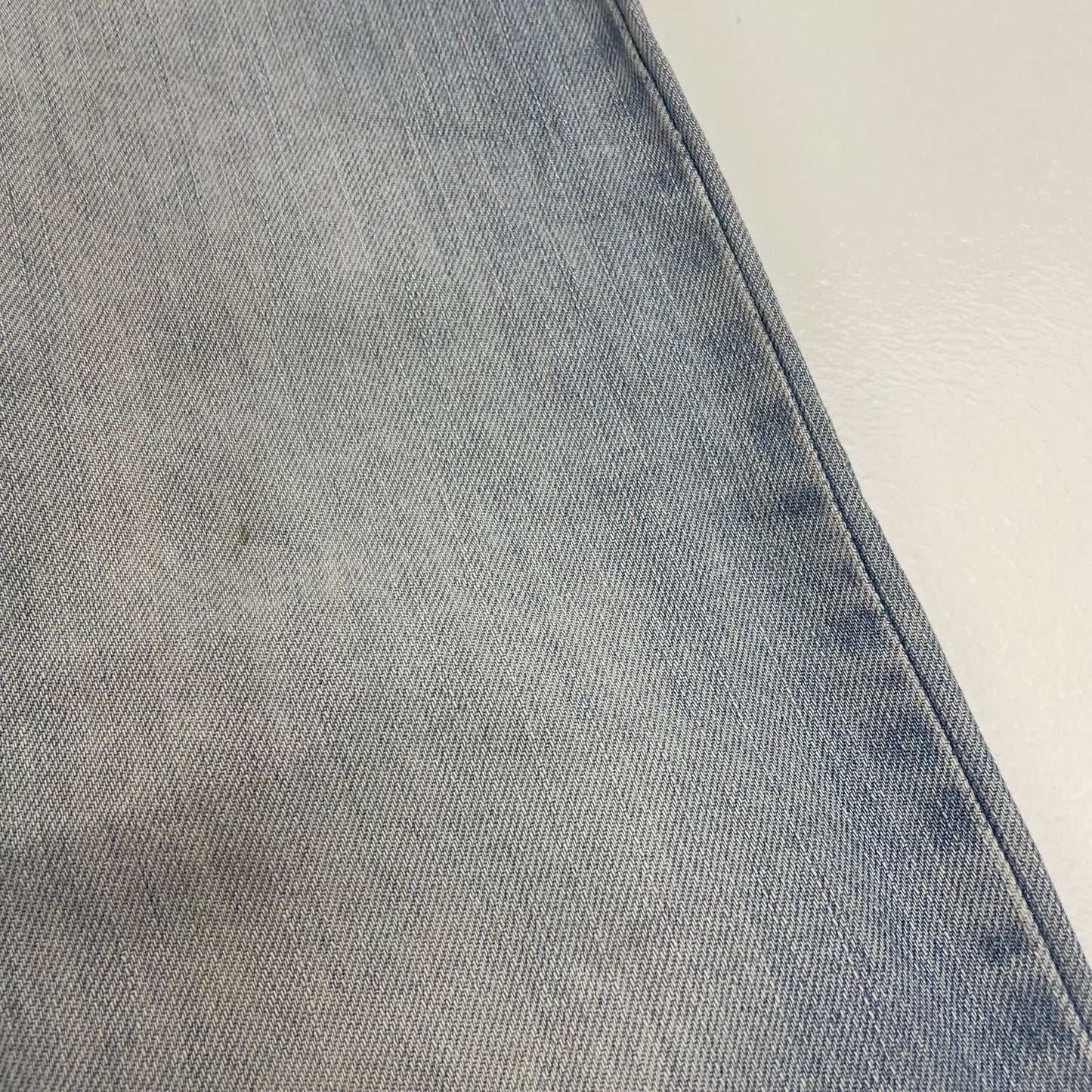LEVI'S Vintage 505 Jeans Straight Leg Light Wash Blue Denim Mens W36 L34