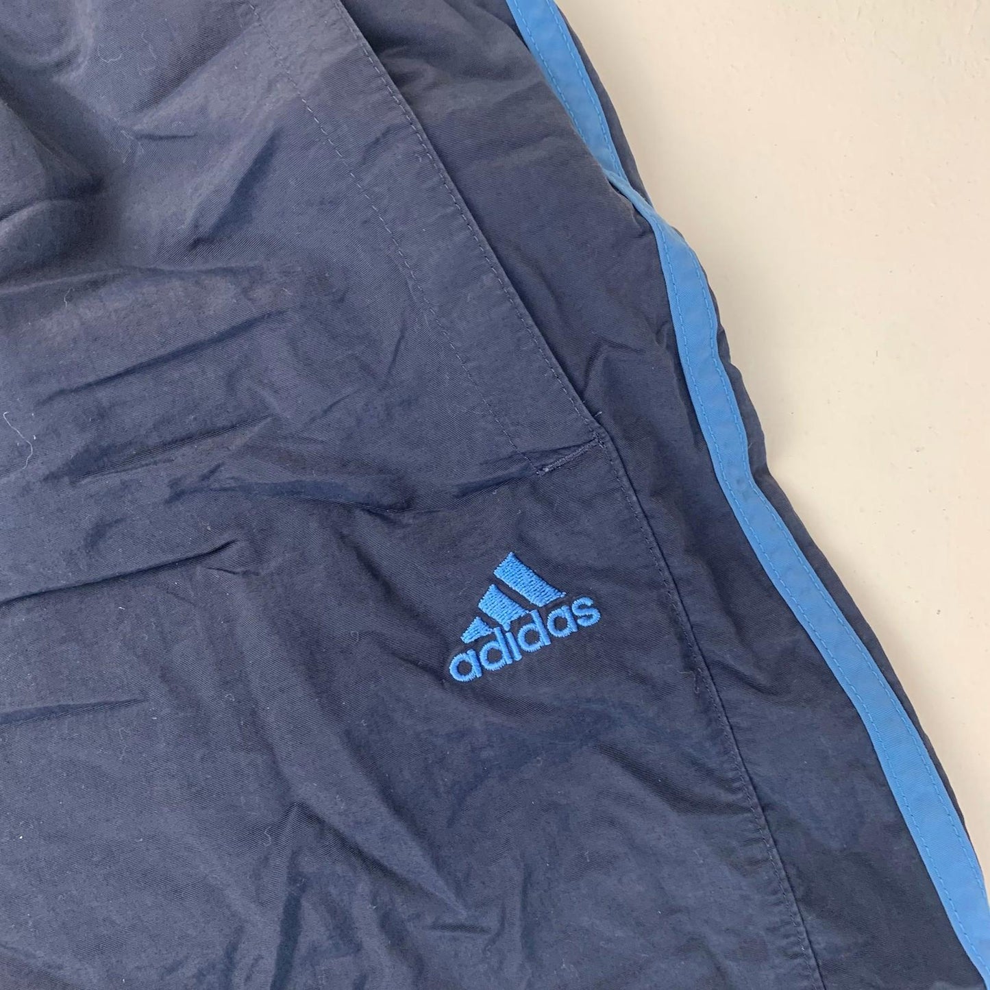 ADIDAS Cargo Activewear Shorts 3-Stripes Blue Relaxed Fit Mens Label Size Small