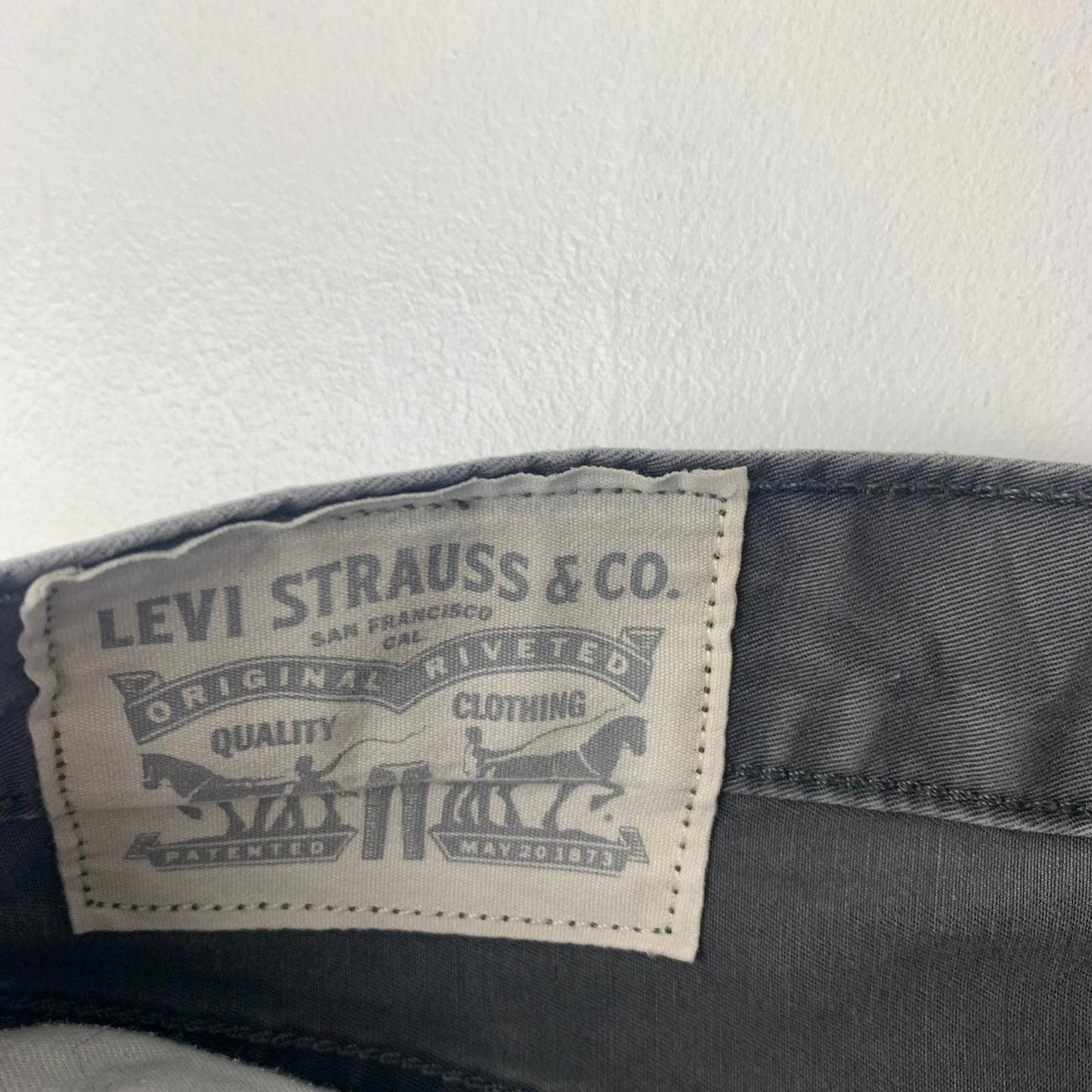 Levi's Jeans Classic Straight Fit Grey Denim Mens 32x34