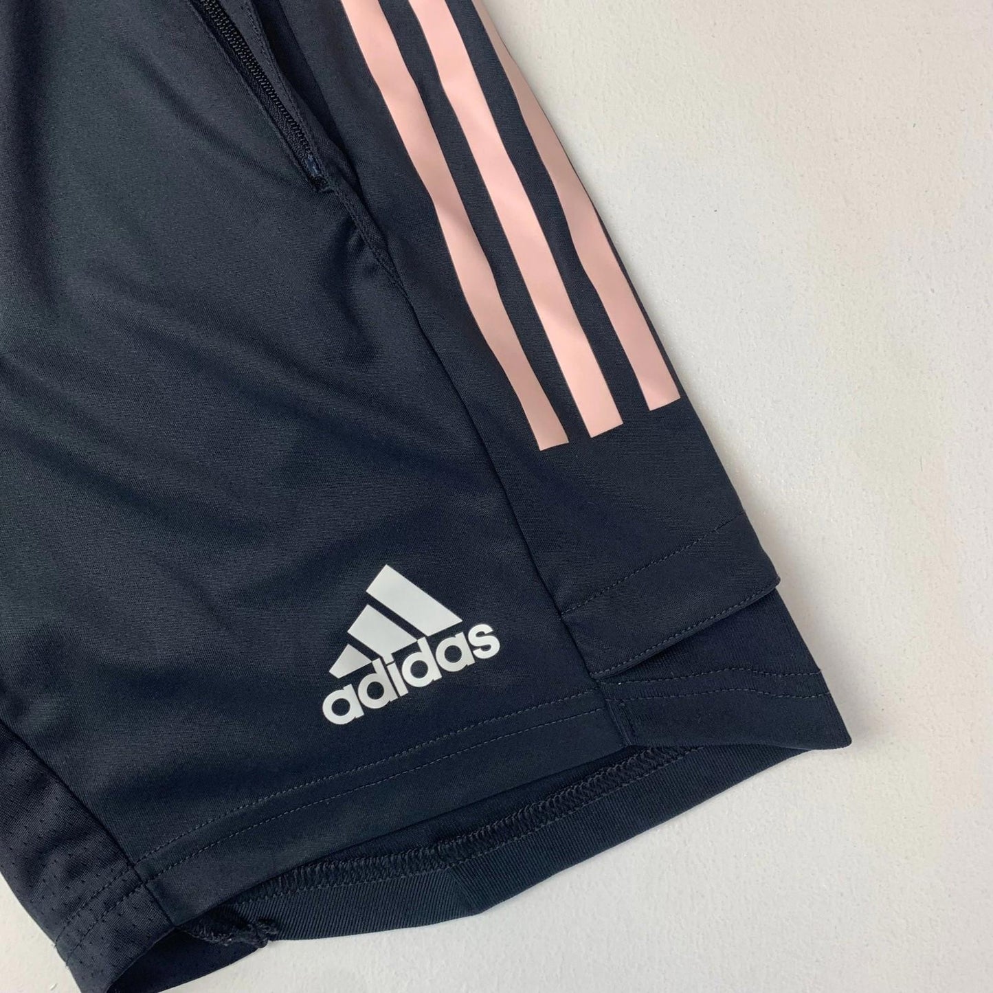 ADIDAS Aeroready Football Shorts Stripe Design Black Mens XS