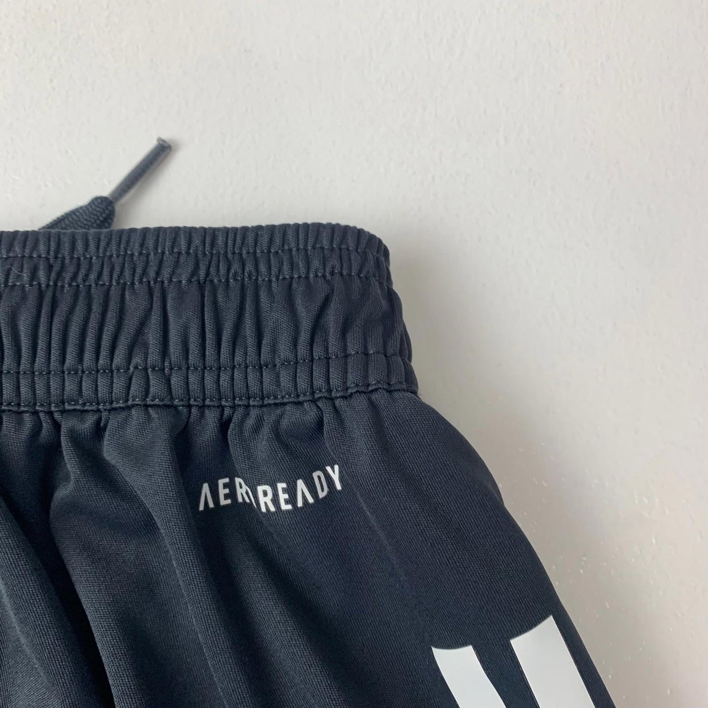 ADIDAS Aeroready Football Shorts Stripe Design Black Mens XS