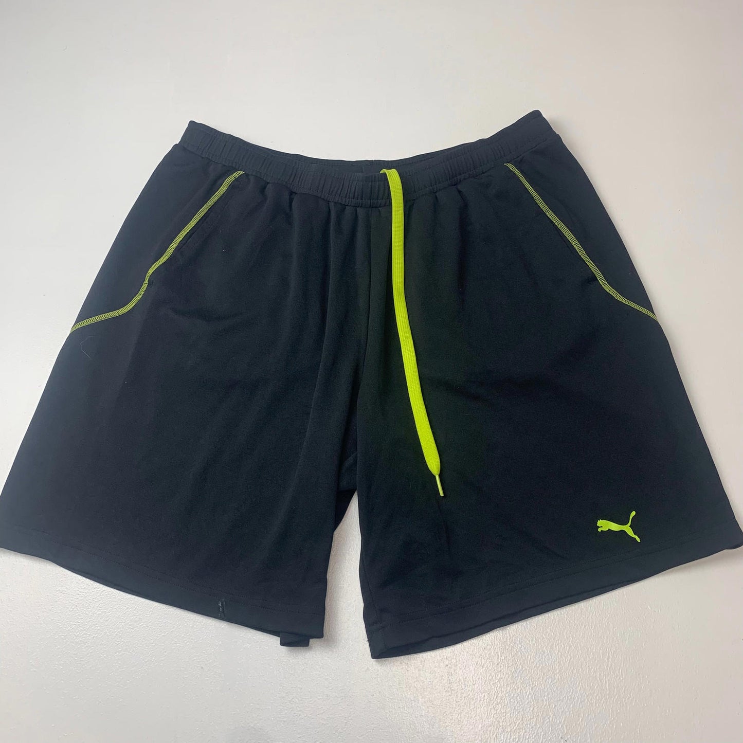 Mens PUMA Dry Cell Shorts / Black / Large