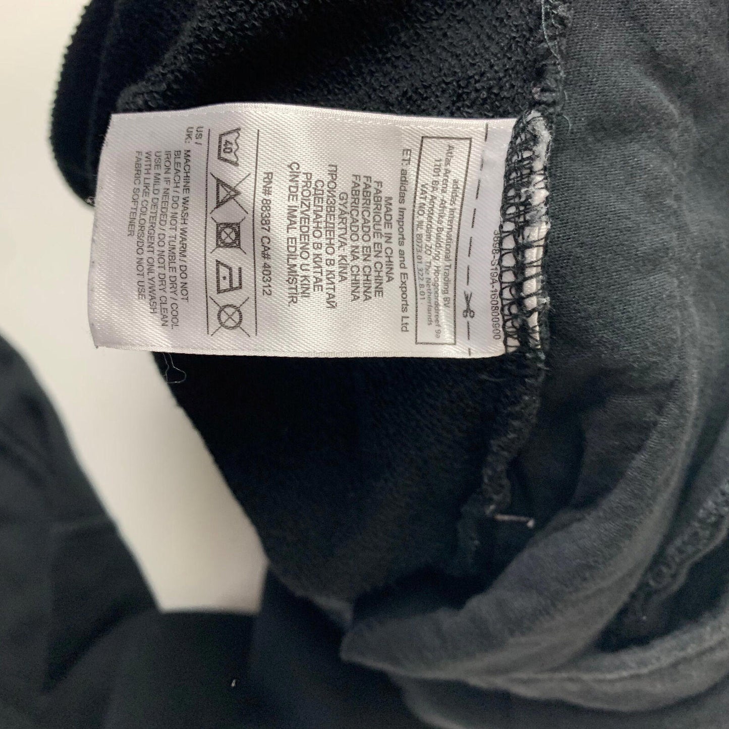Mens ADIDAS NEO Joggers / Black / Small / Jogging Bottoms / Ankles 25” inside l