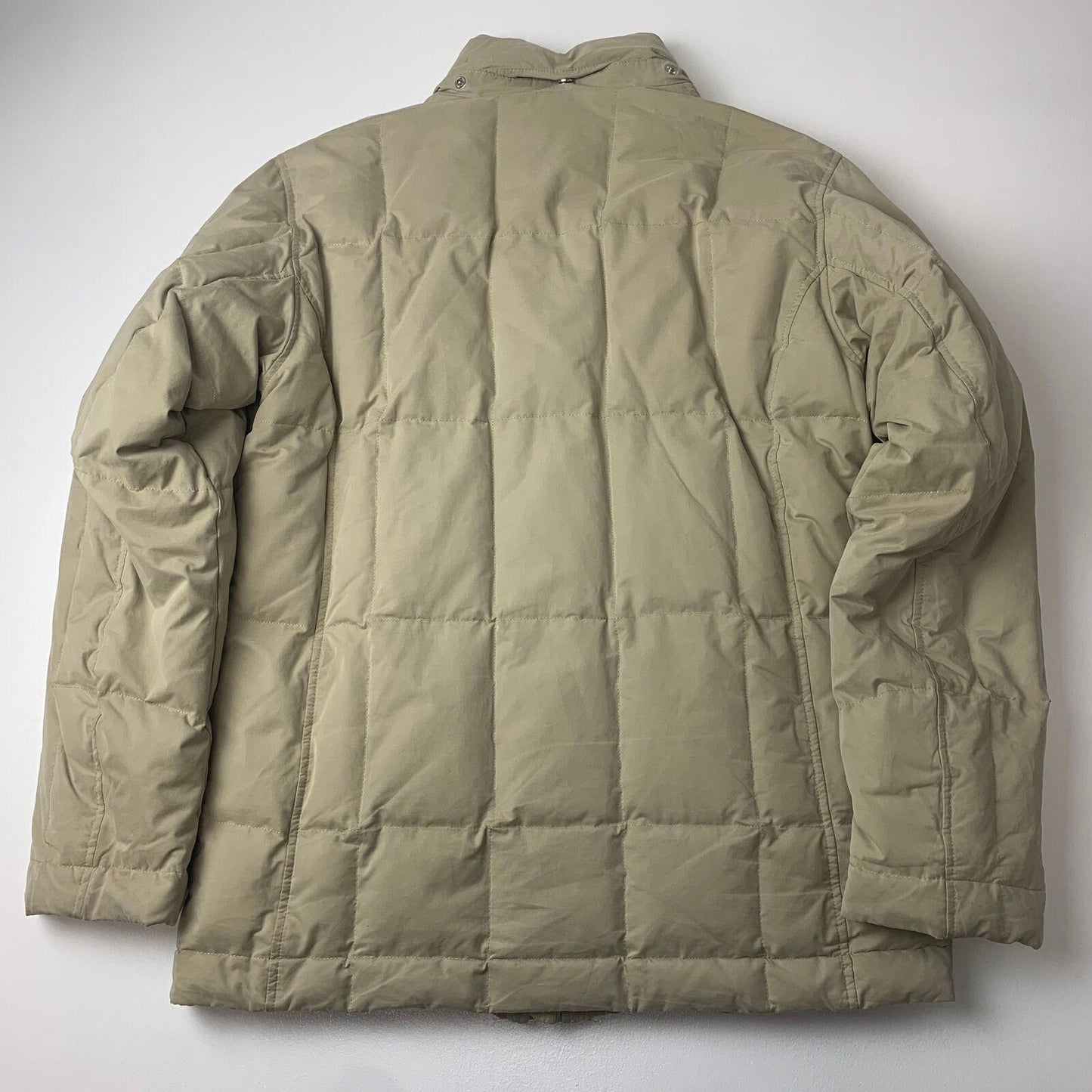 Women’s INVICTA Down Puffer Coat / Winter Jacket / Beige / Medium-Large