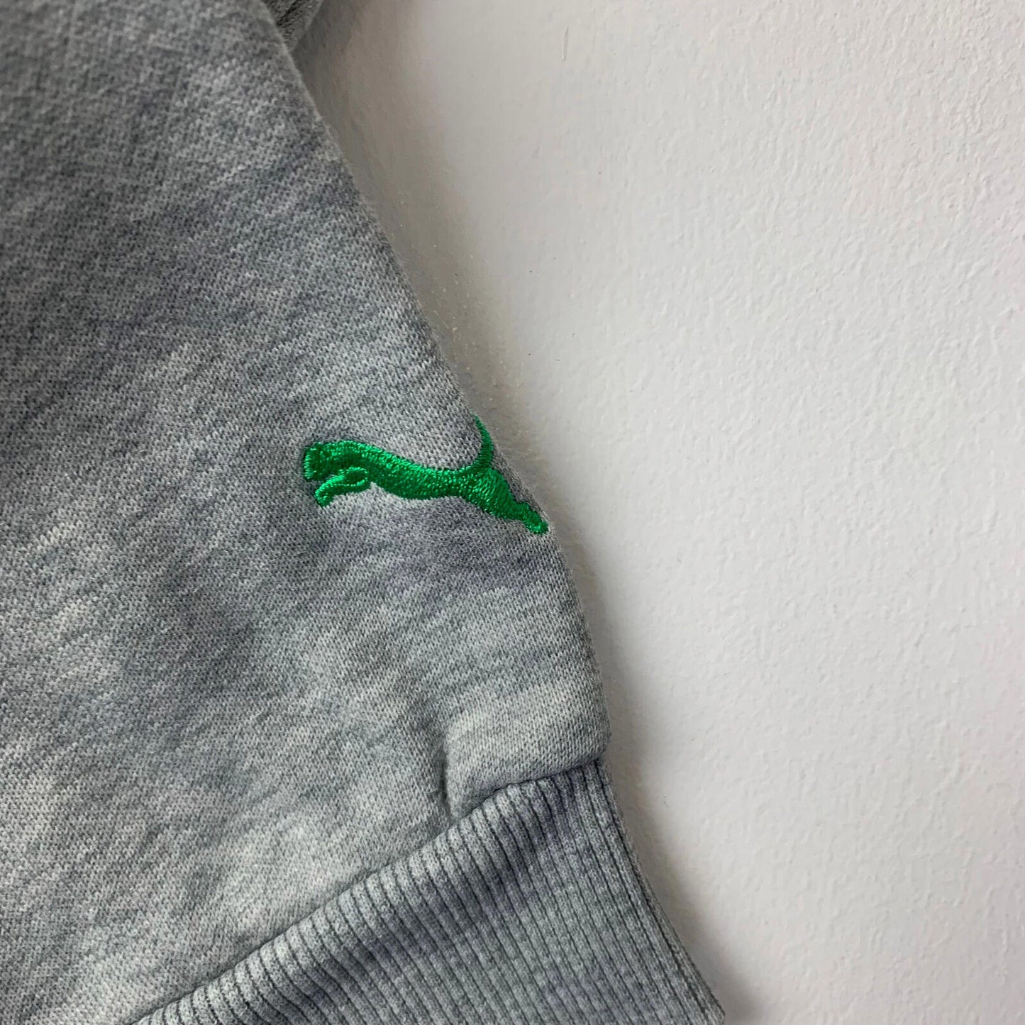 Girls PUMA Hoodie / Grey / Youth XL / 14-15yrs