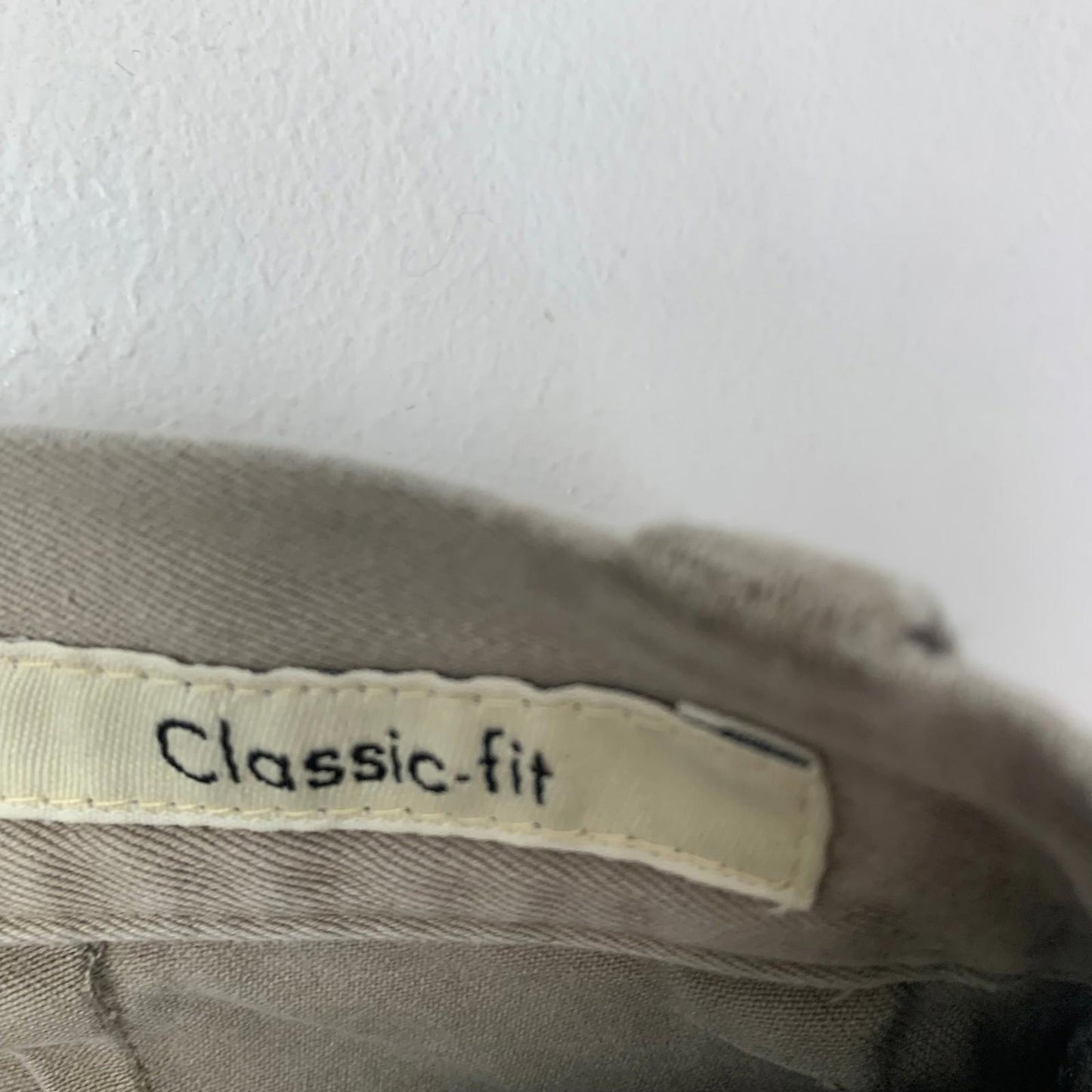 Eddie Bauer Bermuda Classic Fit Khaki Women's Shorts UK 8