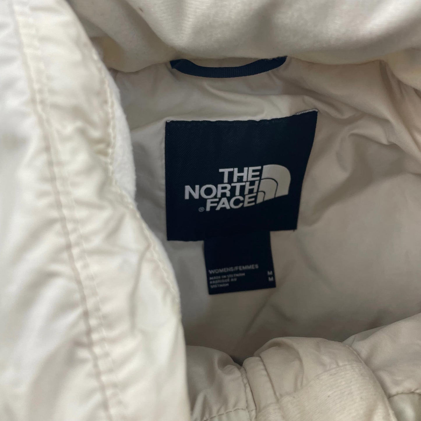 Women’s THE NORTH FACE Cream 550 Down Puffer Jacket , Size M