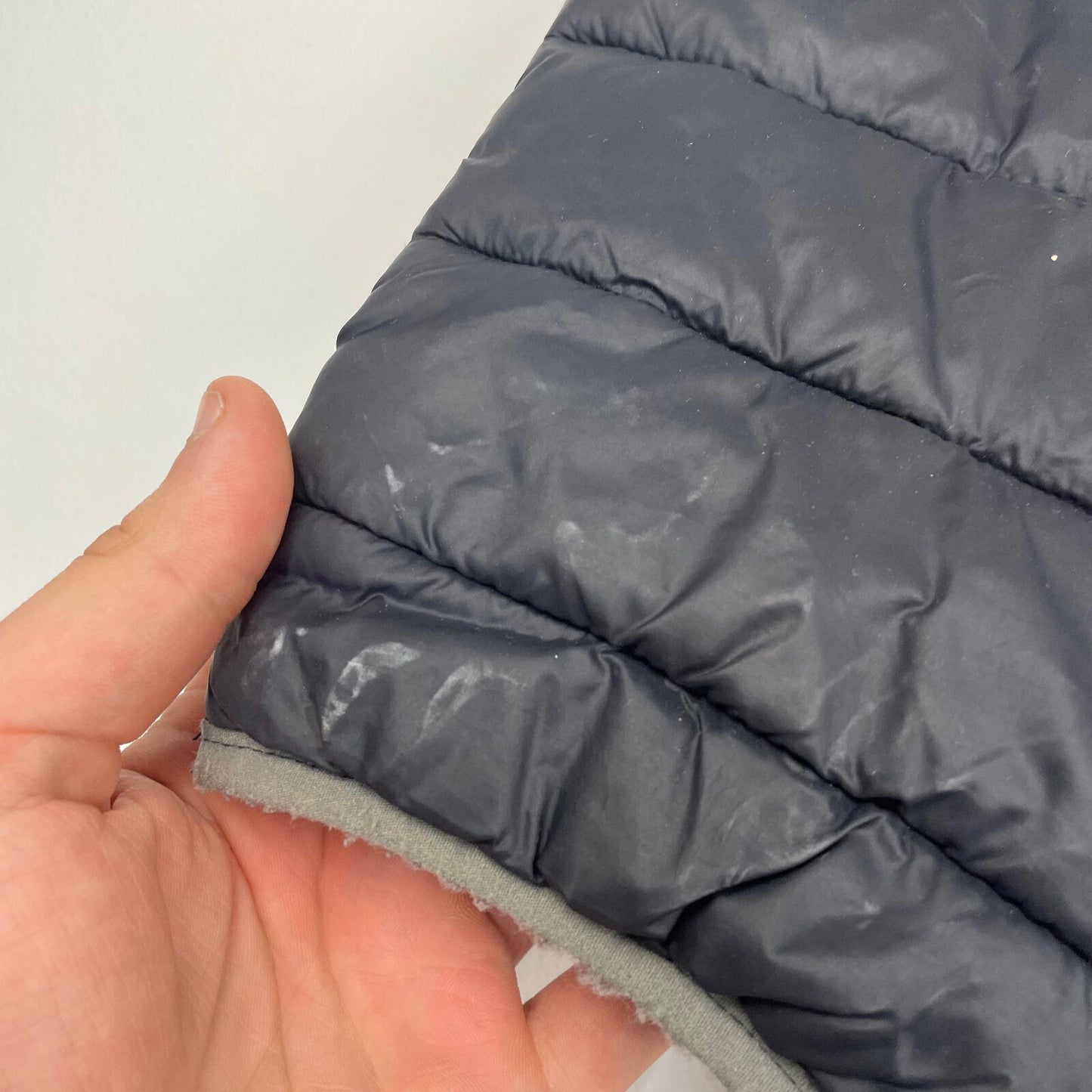 HELLY HANSEN Mens Black Puffer Jacket , Featherless , Size M
