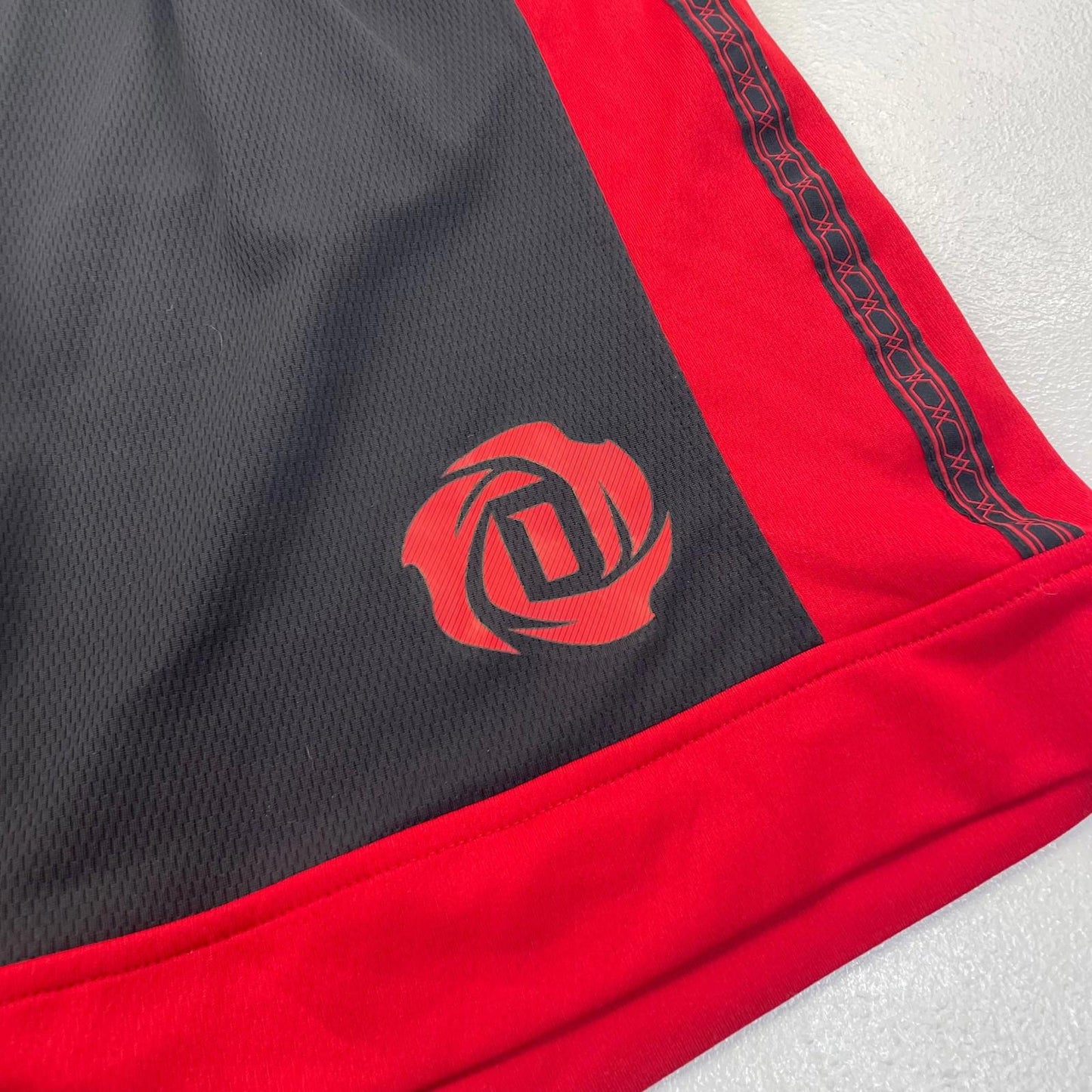 Adidas Derrick Rose Basketball Shorts Black Red Mens Small UK S