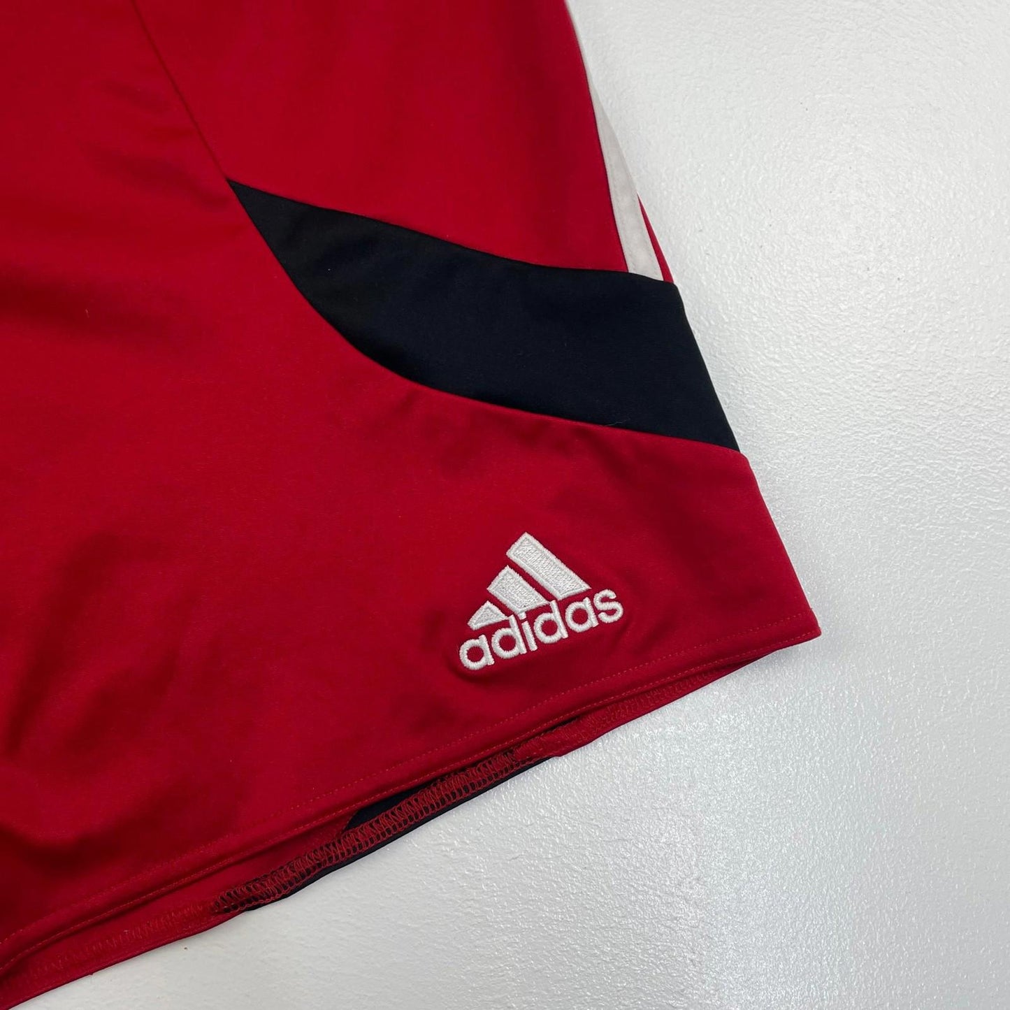 ADIDAS Climalite Activewear Shorts Striped Red Black Mens Large
