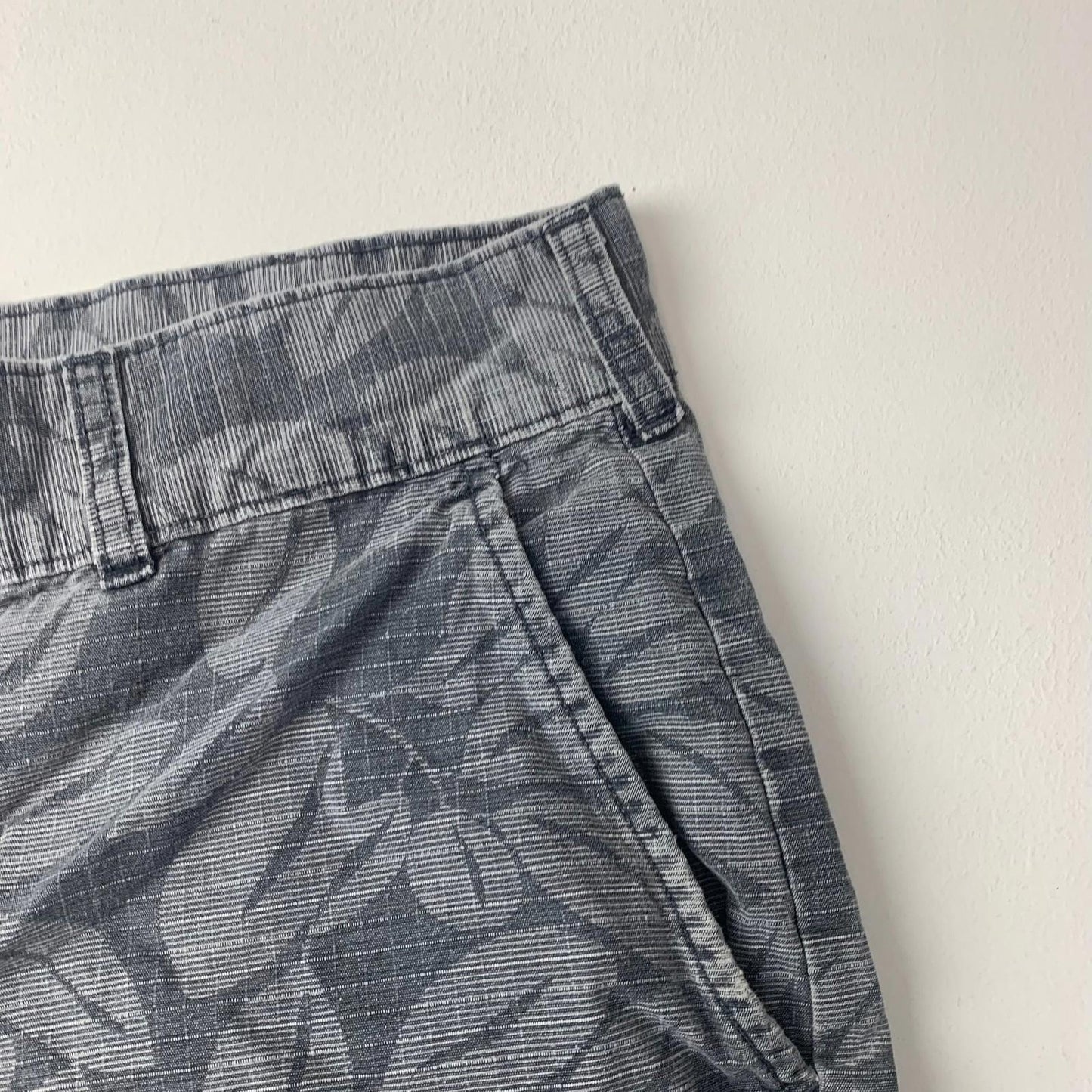 Dickies Cargo Shorts Leaf Pattern Relaxed Grey Mens W32