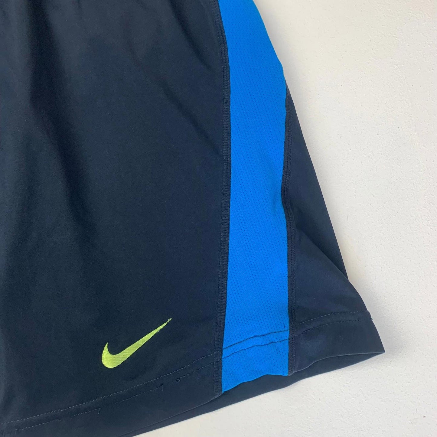 NIKE DRI-FIT Shorts Athletic Sport Blue Black Mens Label Size S