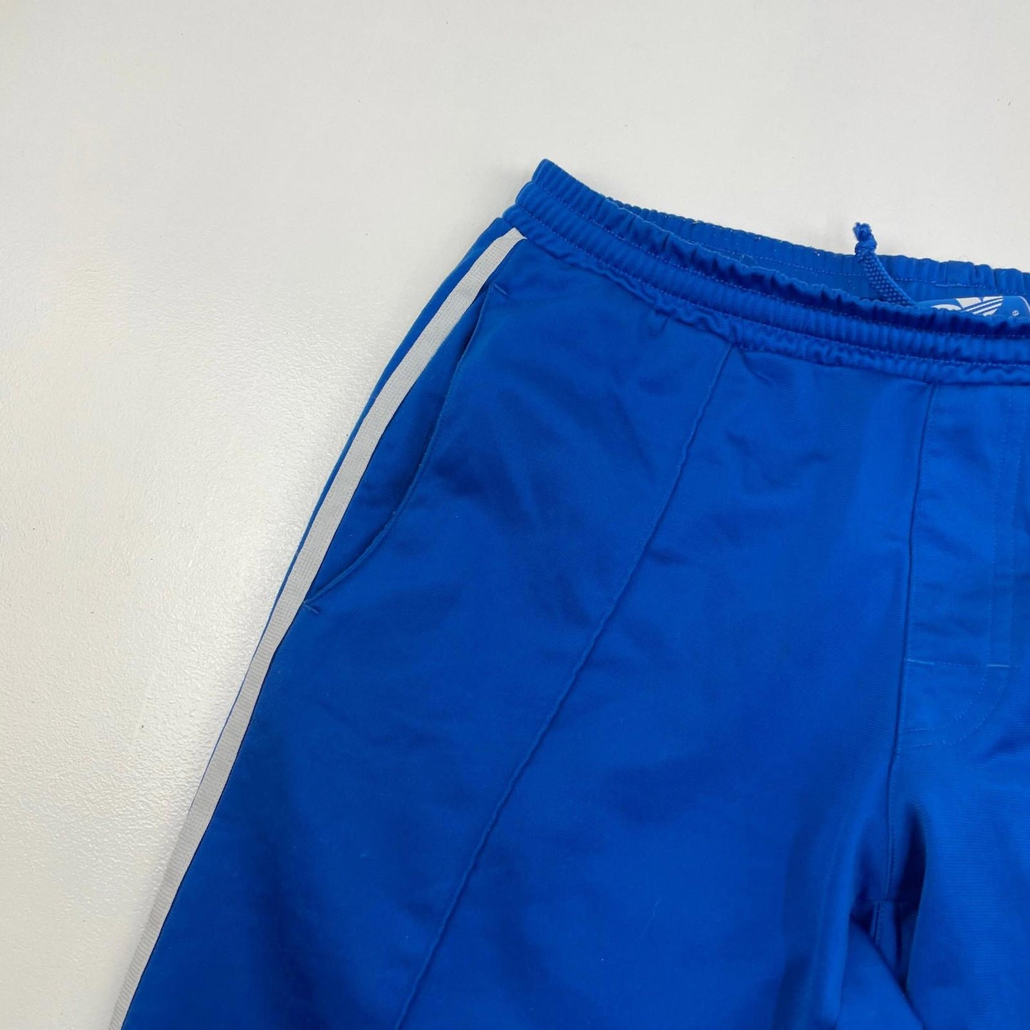 ADIDAS Activewear 3/4 Length Shorts Blue Striped Logo Mens Small