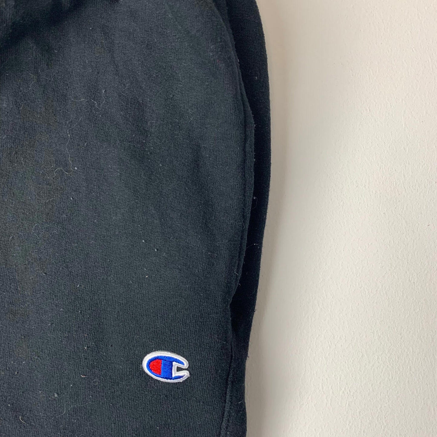 Men’s CHAMPION Joggers / Regular Fit / Black / Large