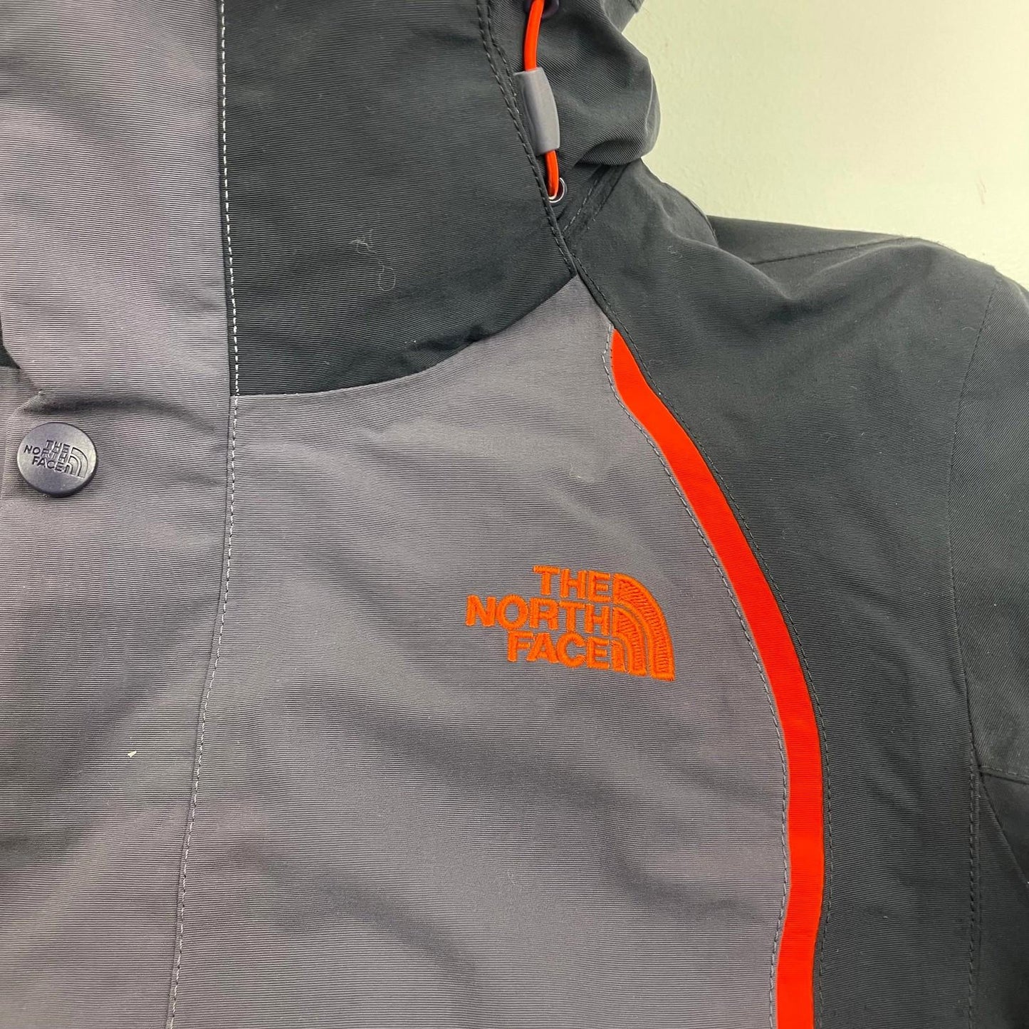 The North Face Women's Ski Jacket Hooded Waterproof Orange Grey XS