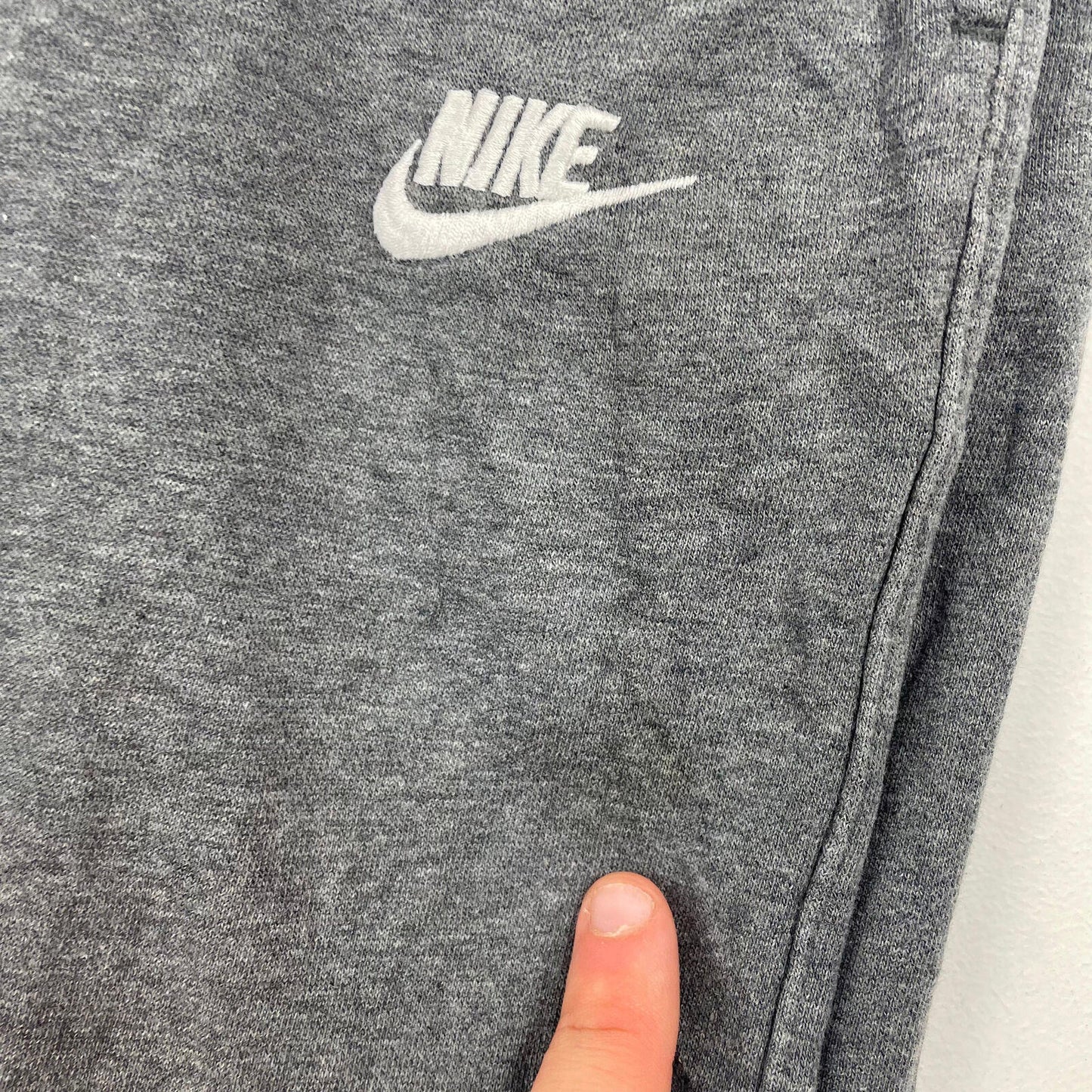 Men’s NIKE Joggers , Dark Grey Straight Leg , Sweatpants , Size Small