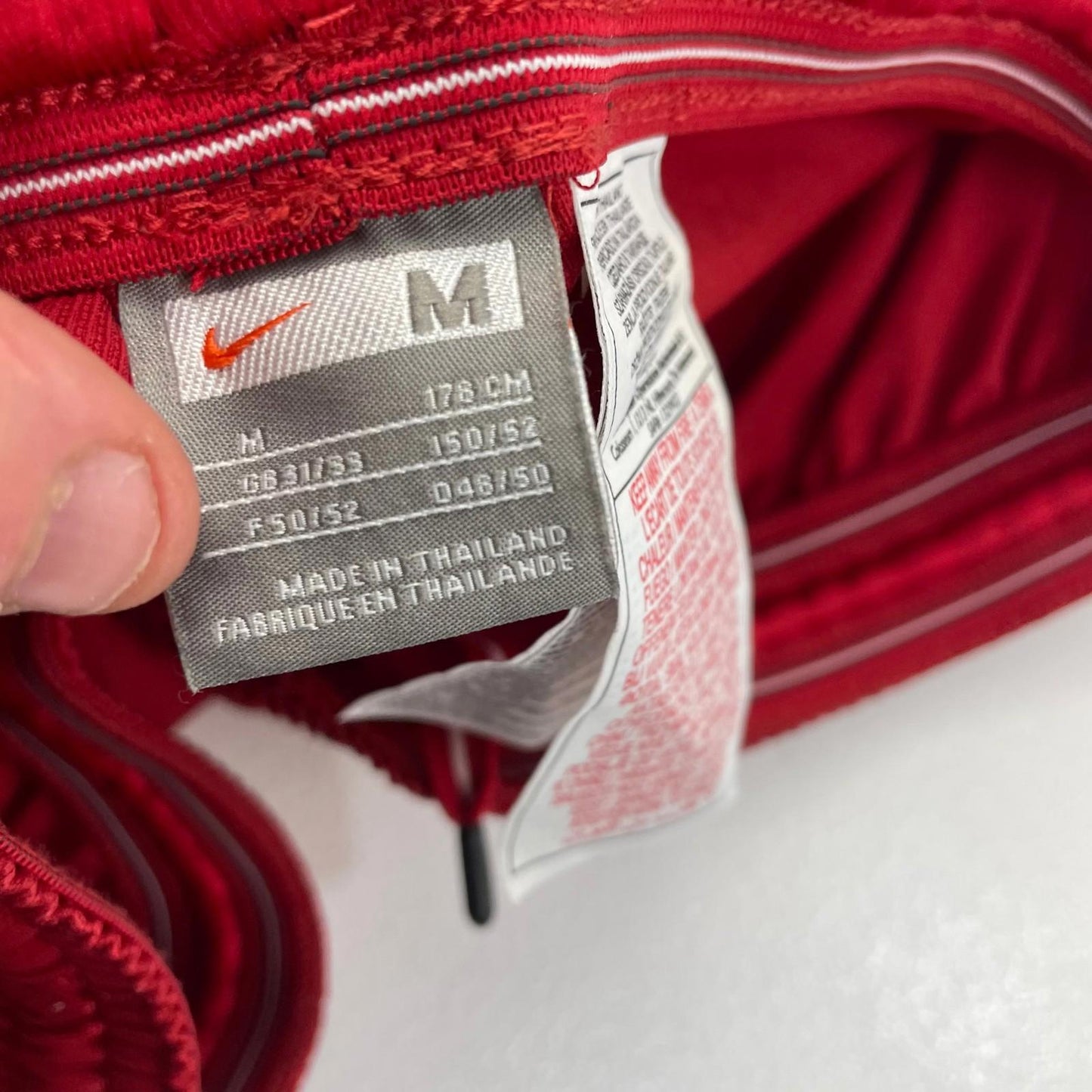 NIKE Activewear Shorts Athletic Red Swoosh Mens Medium