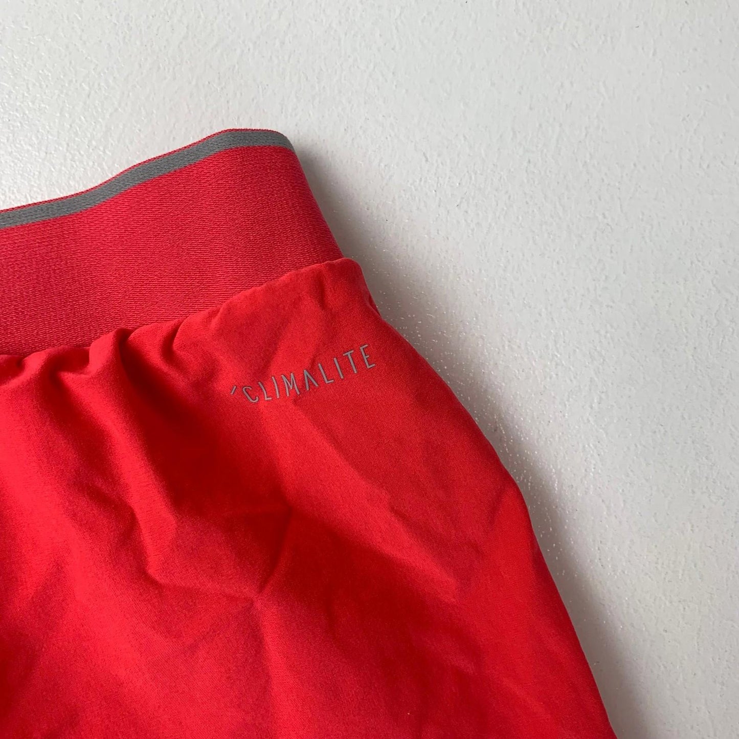 ADIDAS Climalite Shorts Drawstring Casual Red Athletic Mens M