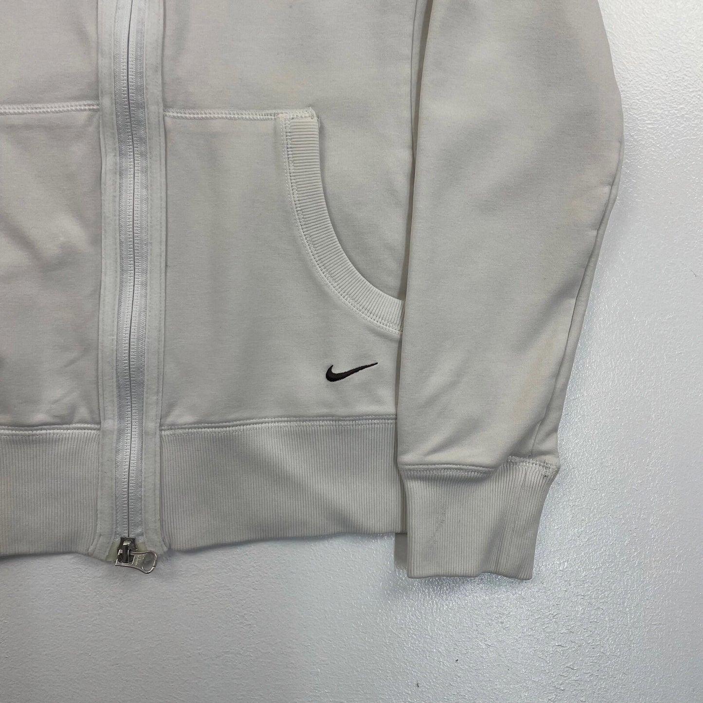 Women’s NIKE White Full Zip Nike-Fit Hoodie , Size M