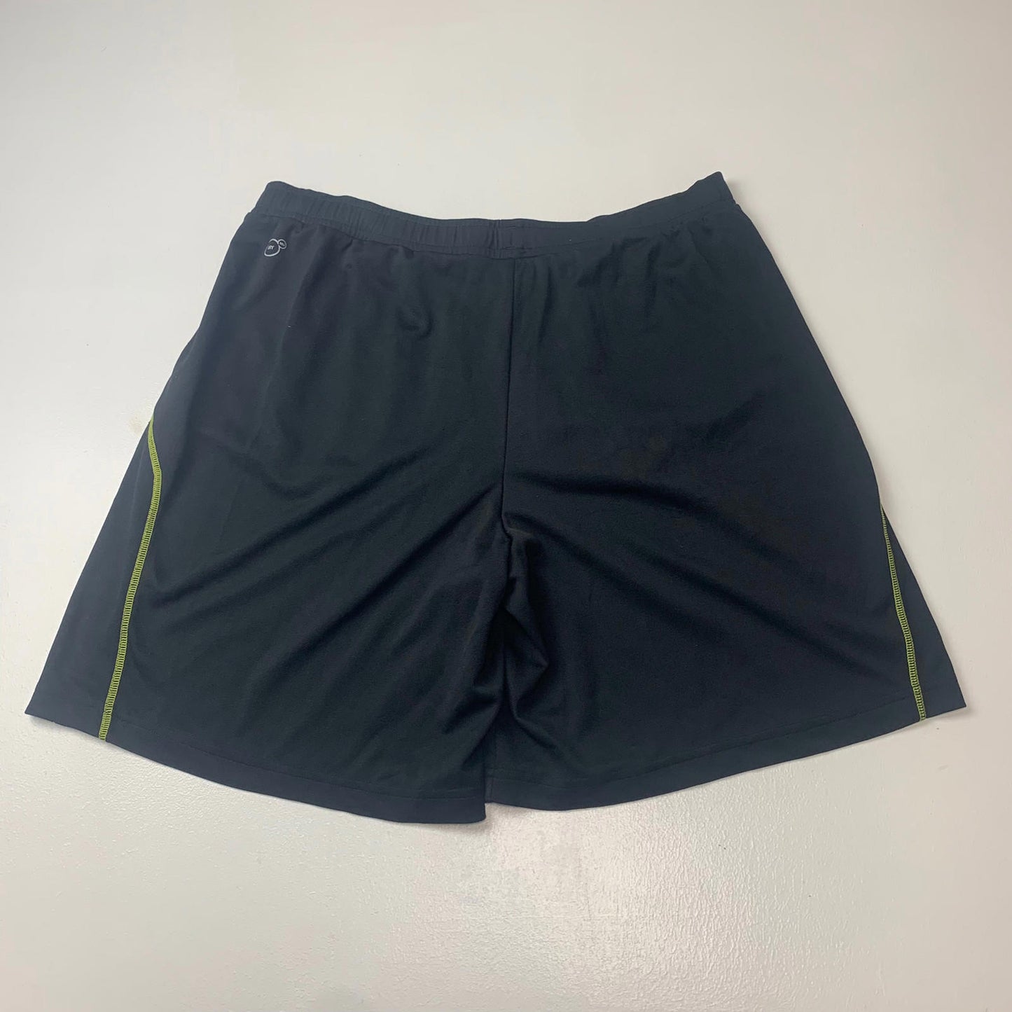 Mens PUMA Dry Cell Shorts / Black / Large