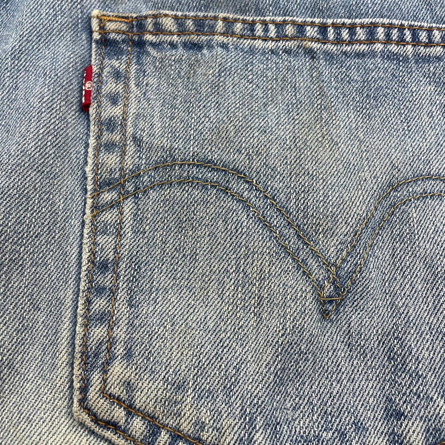 LEVI'S 550 Jeans Relaxed Fit Vintage Blue Light Wash Mens W38 L30
